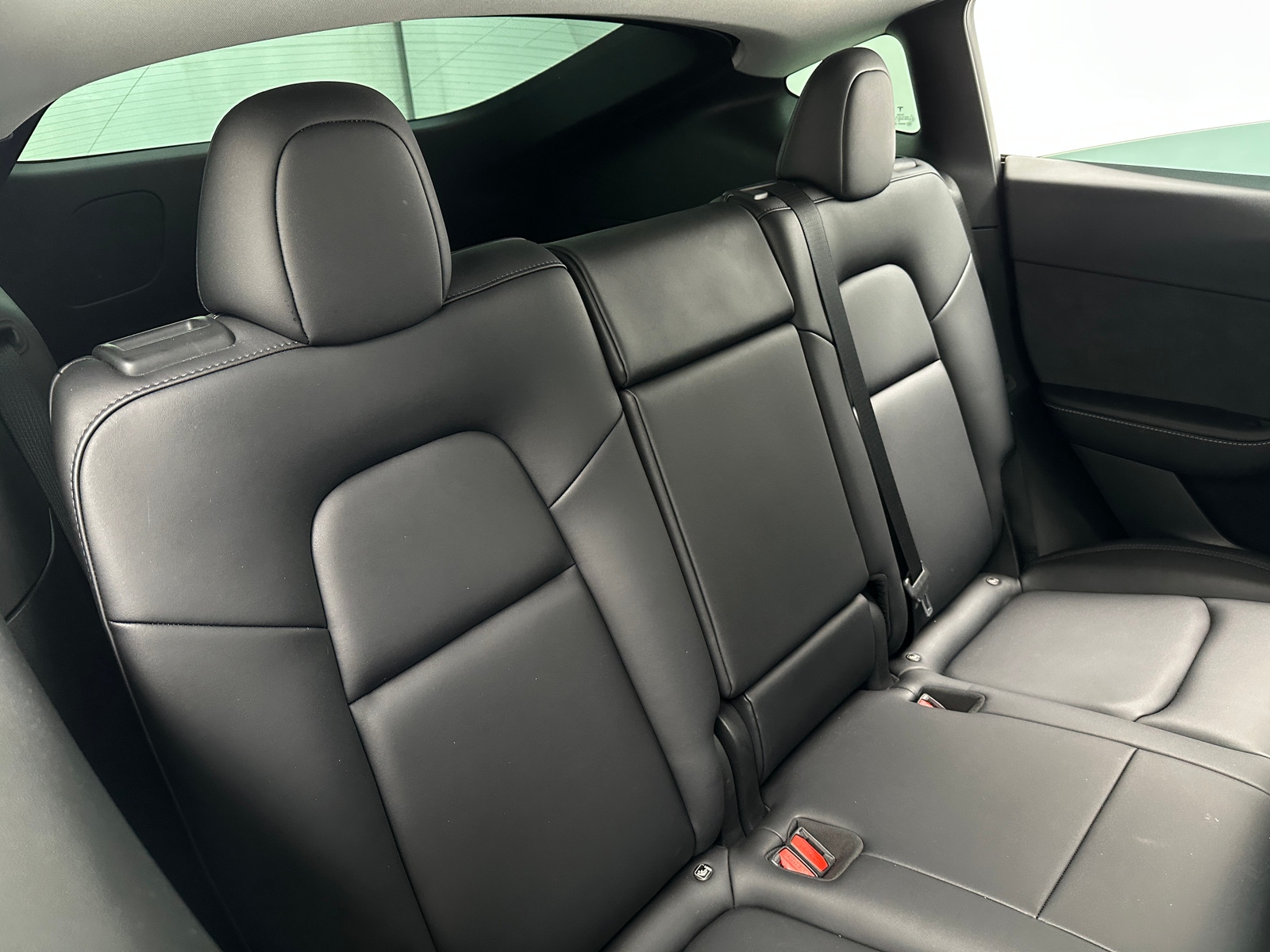 Thumbnail: 2022 Tesla Model Y - 4