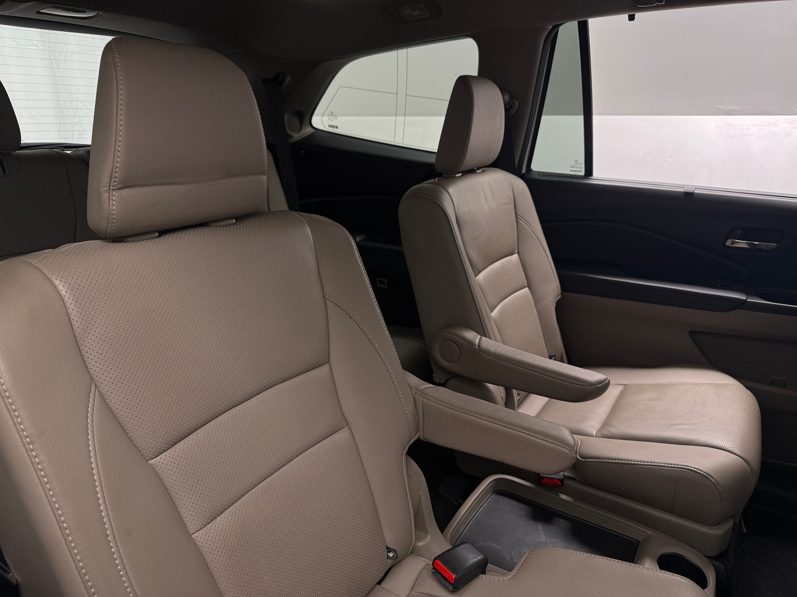 Thumbnail: 2016 Honda Pilot - 5