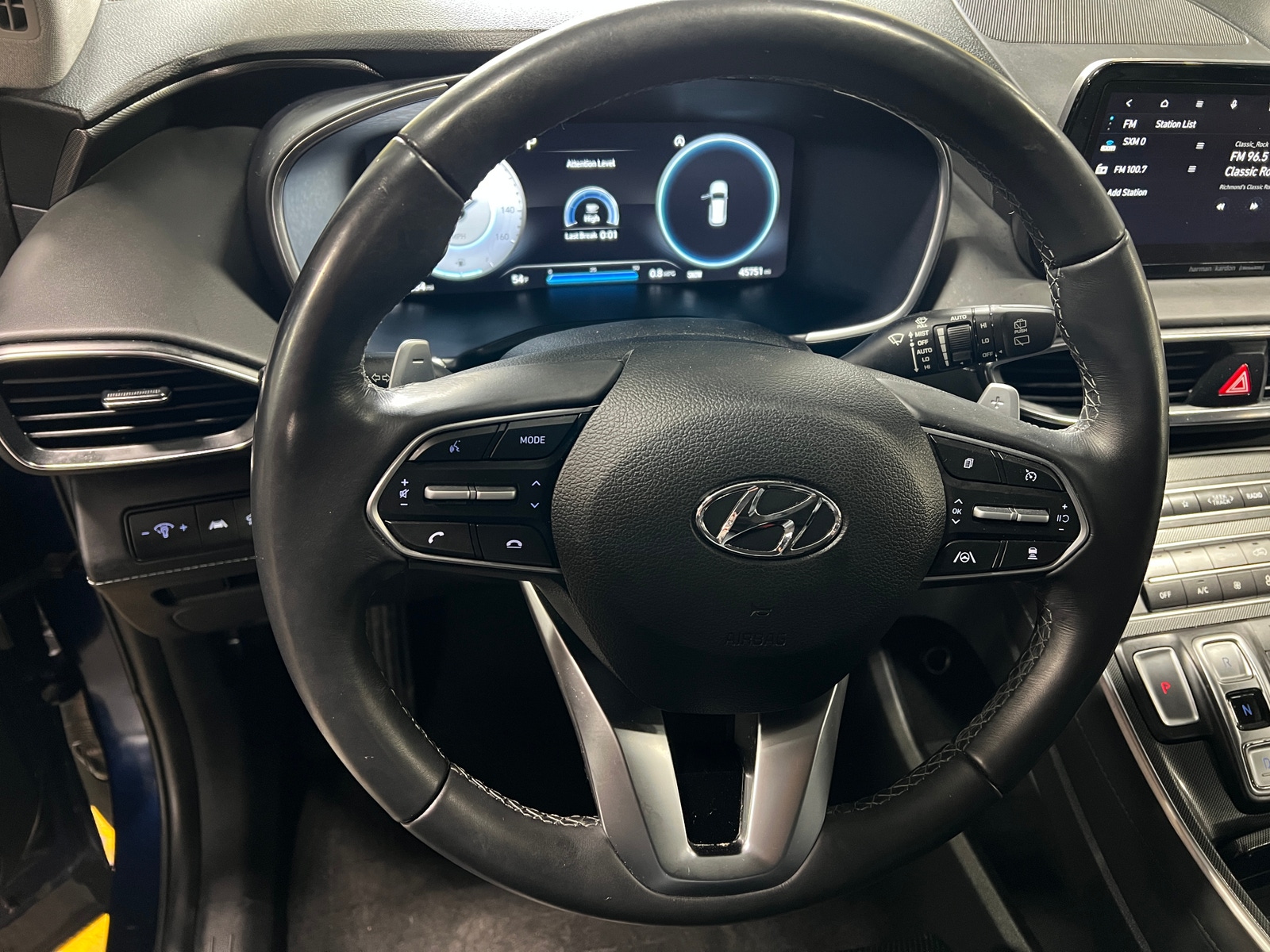 Thumbnail: 2023 Hyundai Santa Fe - 4