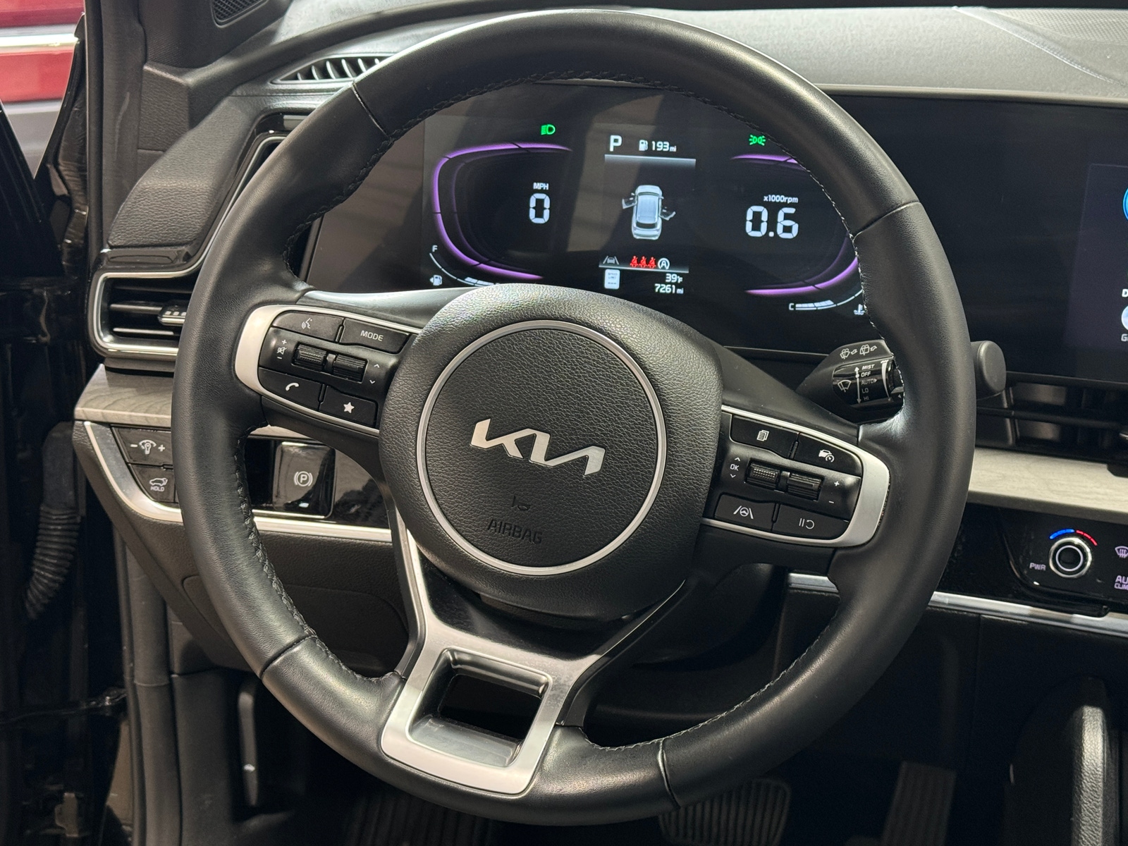 Thumbnail: 2024 Kia Sportage - 5