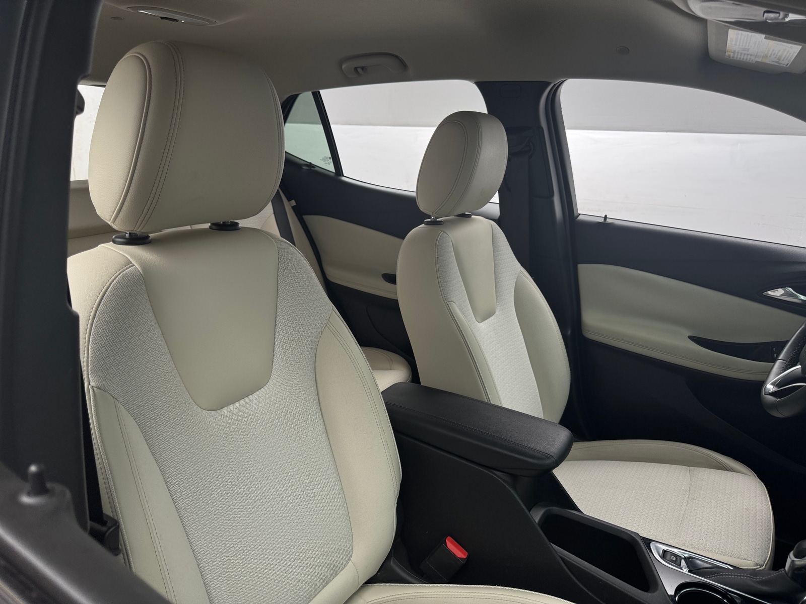 Thumbnail: 2021 Buick Encore GX - 2