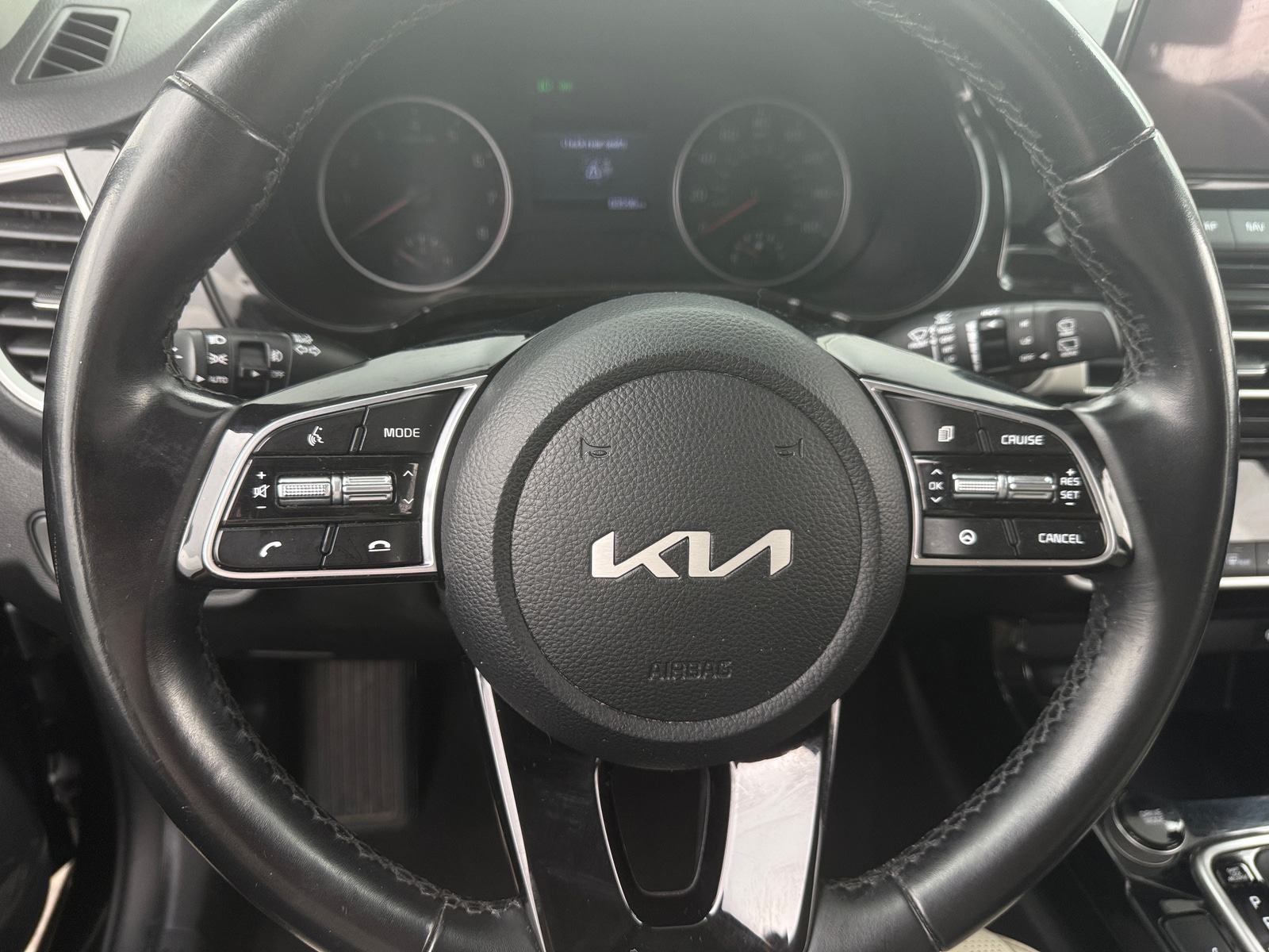 Thumbnail: 2022 Kia Seltos - 4