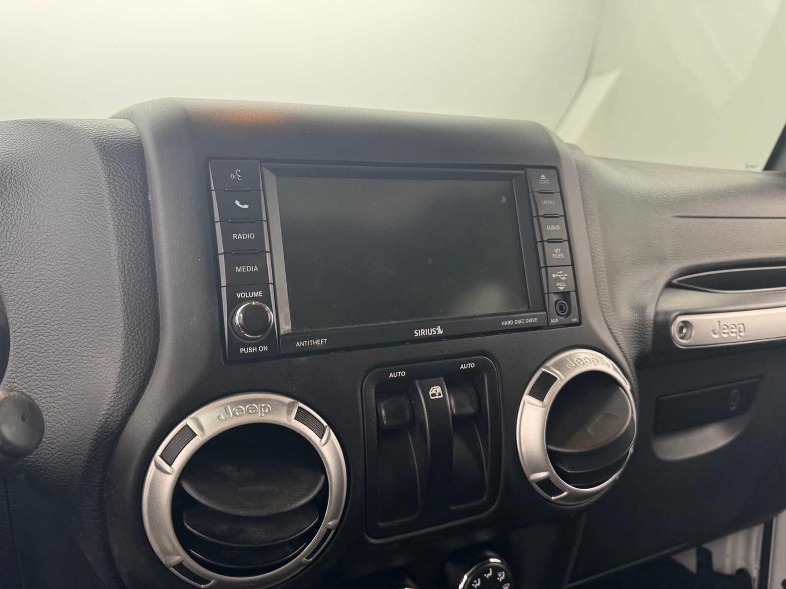 Thumbnail: 2018 Jeep Wrangler - 4