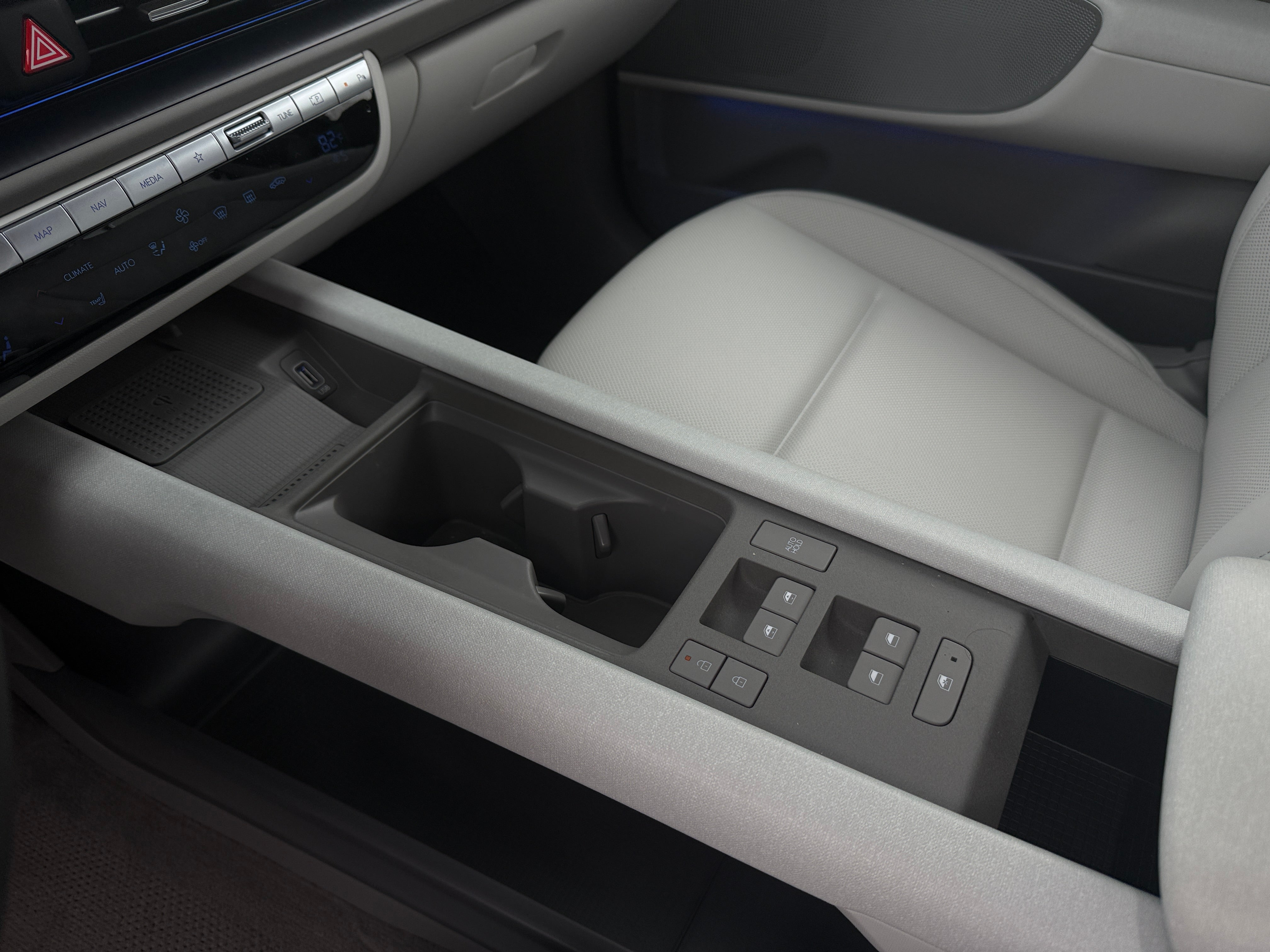 Used 2023 Hyundai IONIQ 6 SEL with VIN KMHM34AA9PA026684 for sale in Oak Creek, WI