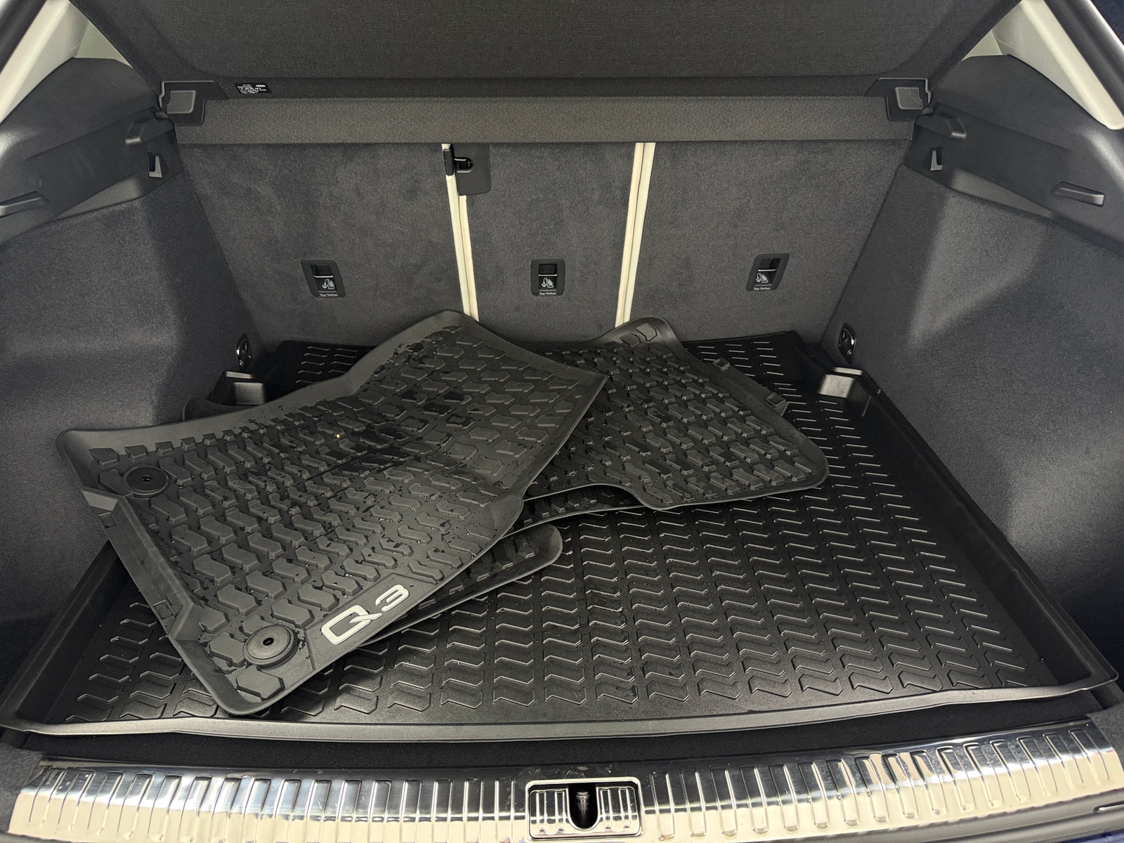 Thumbnail: 2024 Audi Q3 - 6