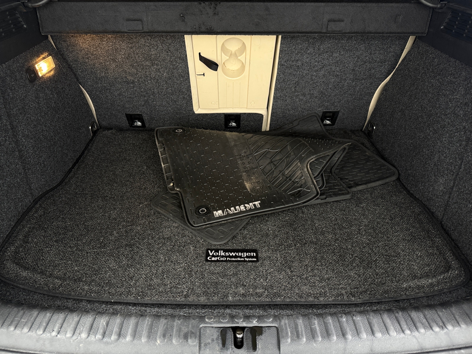 Thumbnail: 2016 Volkswagen Tiguan - 7