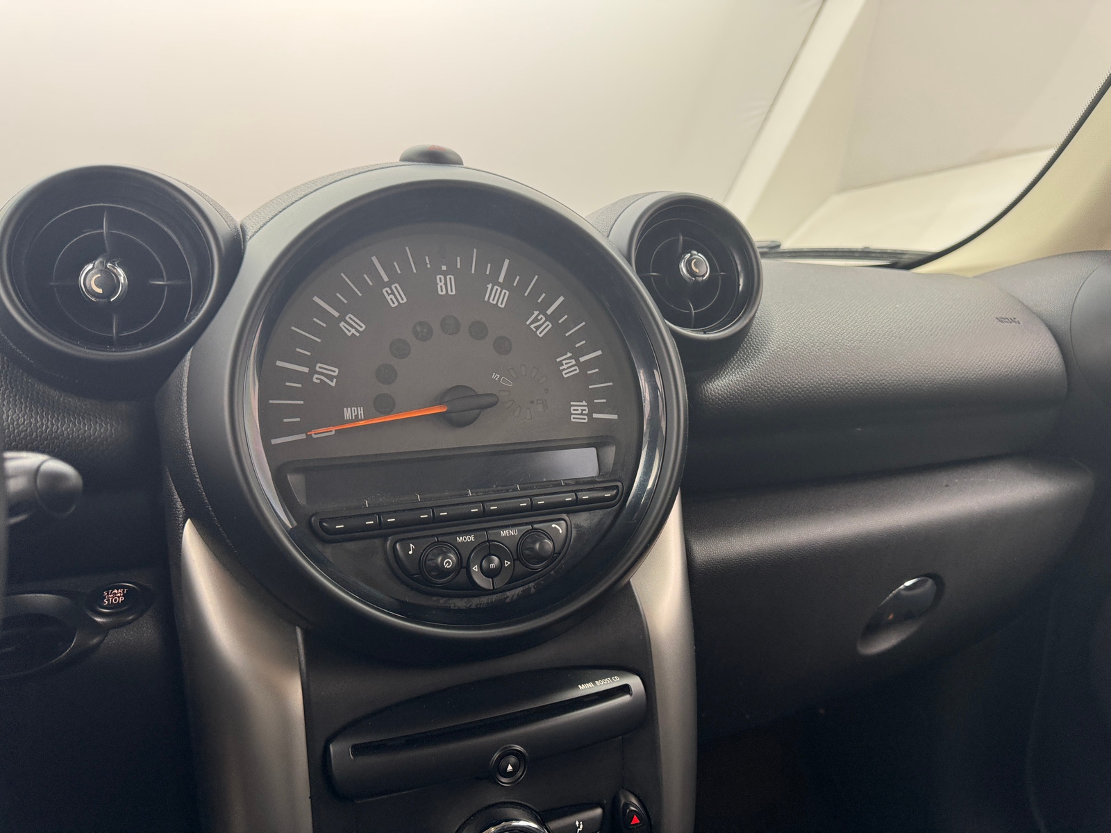 Thumbnail: 2016 MINI Cooper Countryman - 3