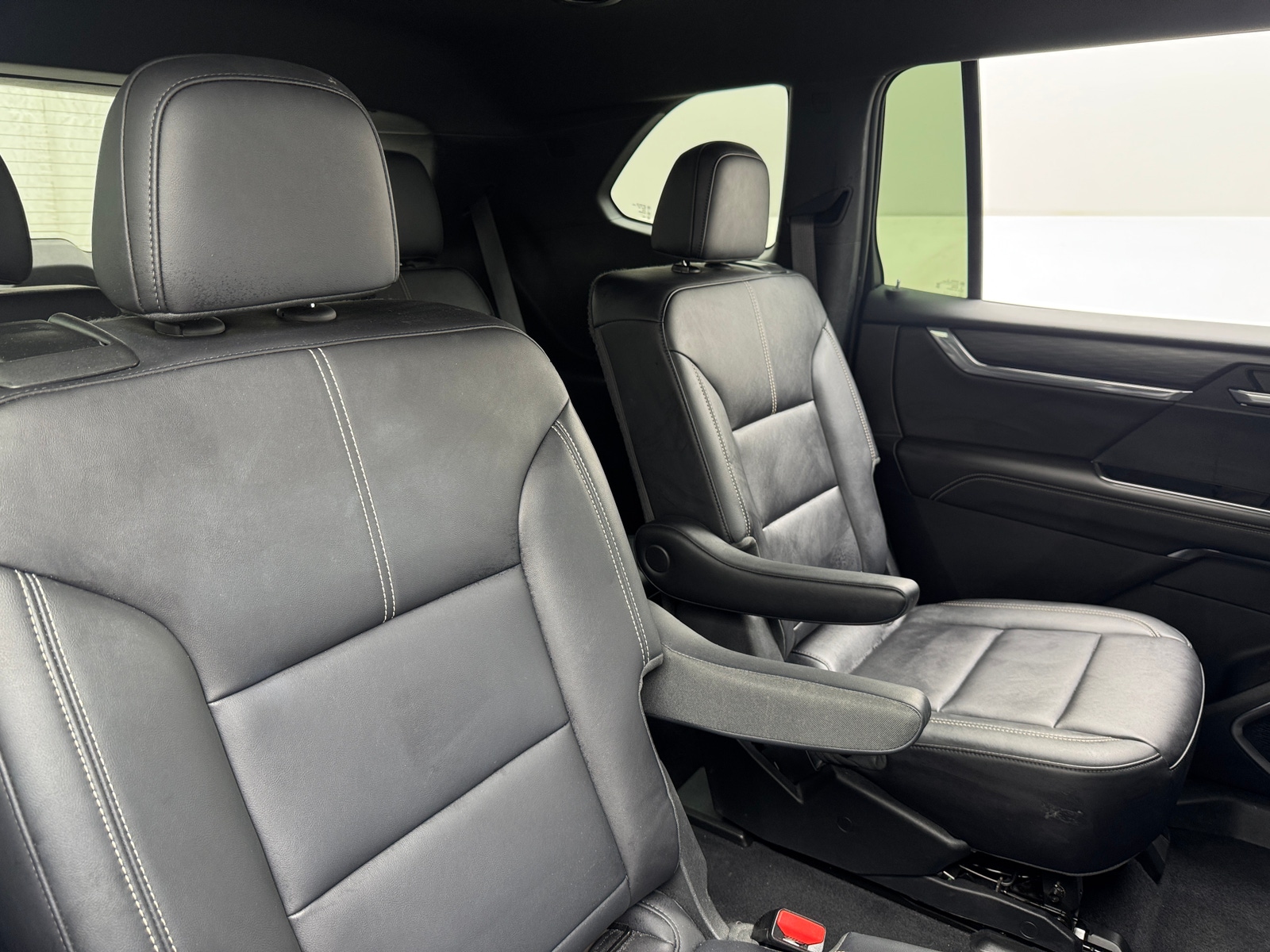 Thumbnail: 2024 GMC Acadia - 5