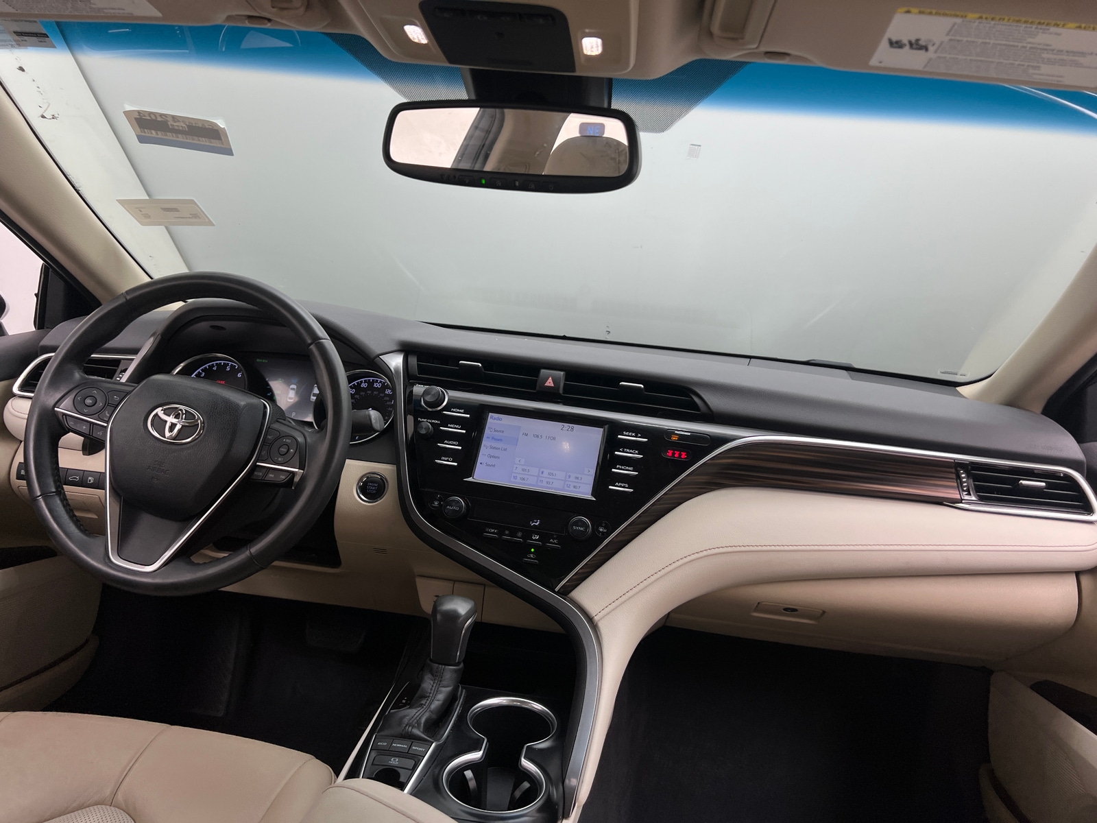 Thumbnail: 2018 Toyota Camry - 3