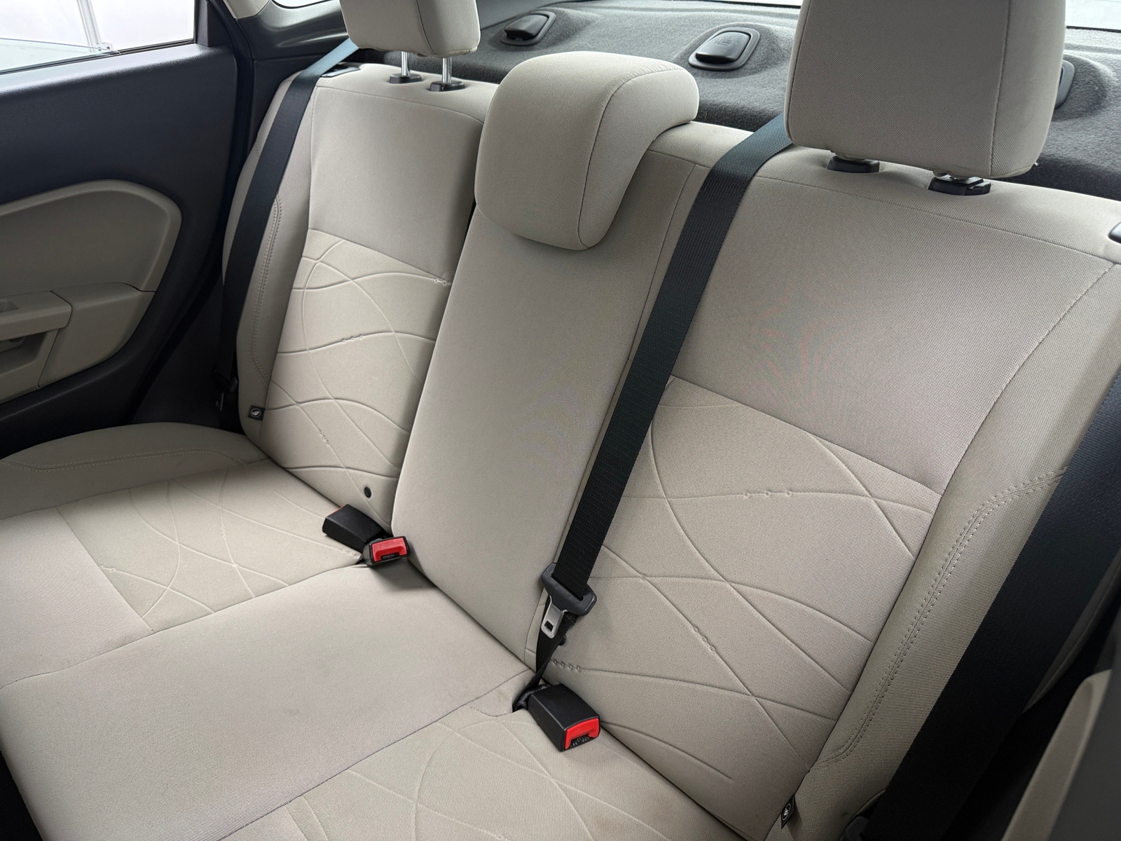 Thumbnail: 2016 Ford Fiesta - 6