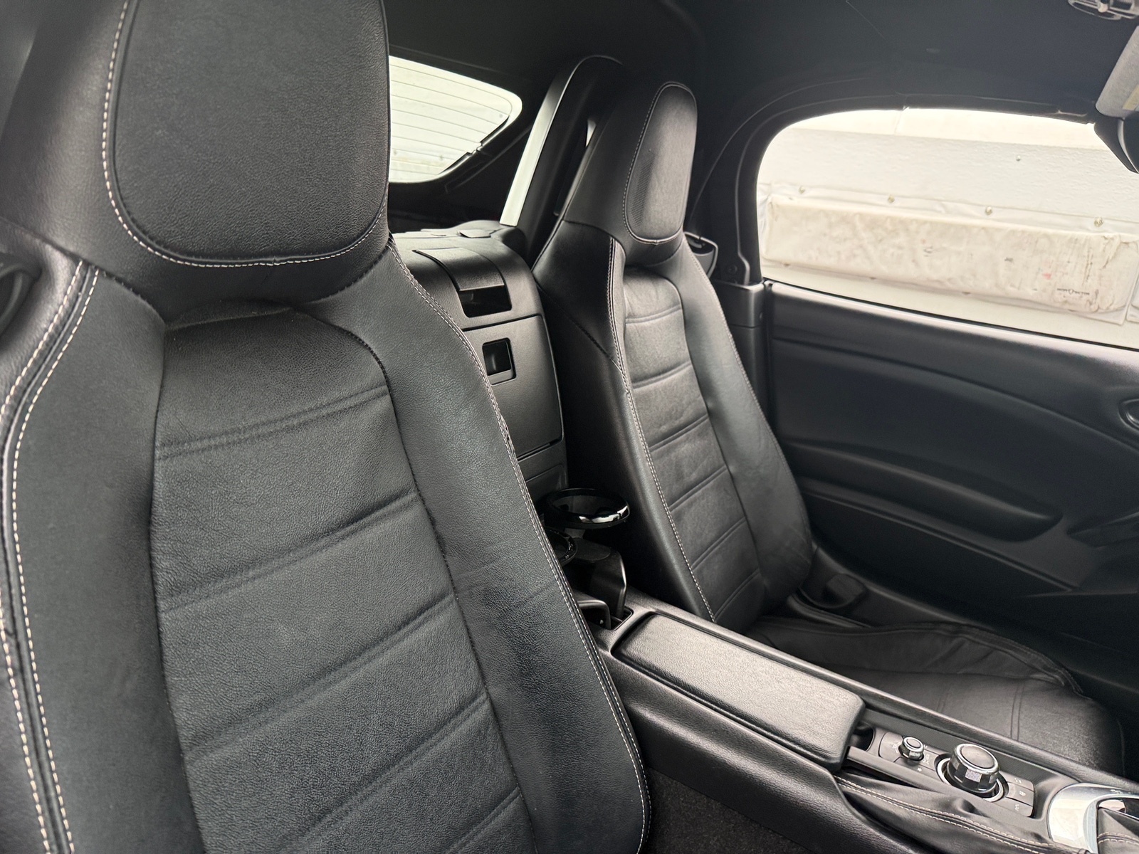 Thumbnail: 2017 Fiat 124 Spider - 2