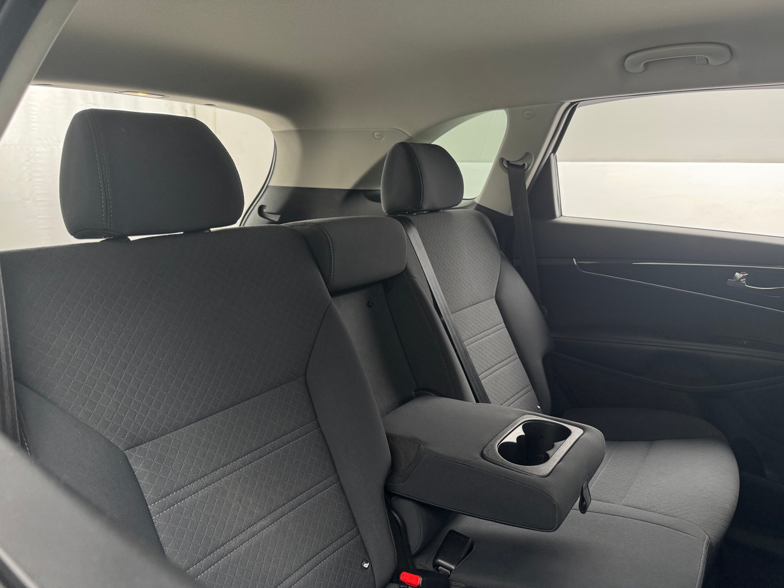 Thumbnail: 2017 Kia Sorento - 6