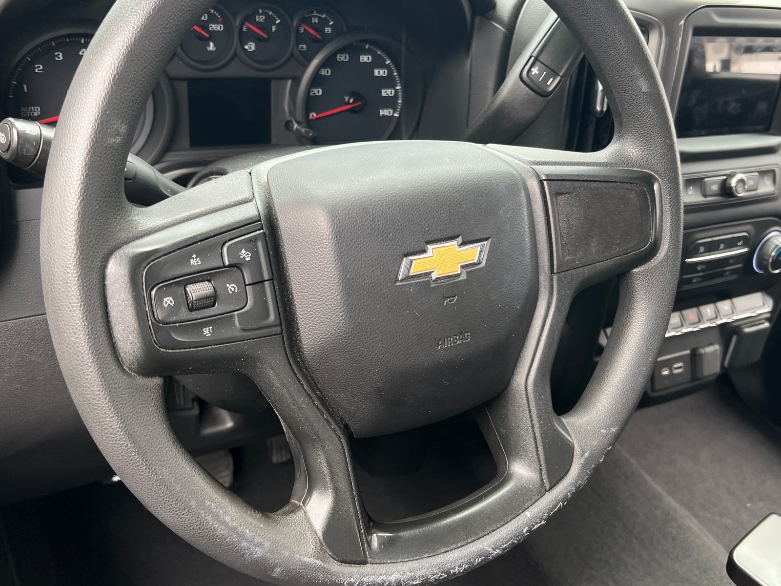 Thumbnail: 2022 Chevrolet Silverado 1500 - 5