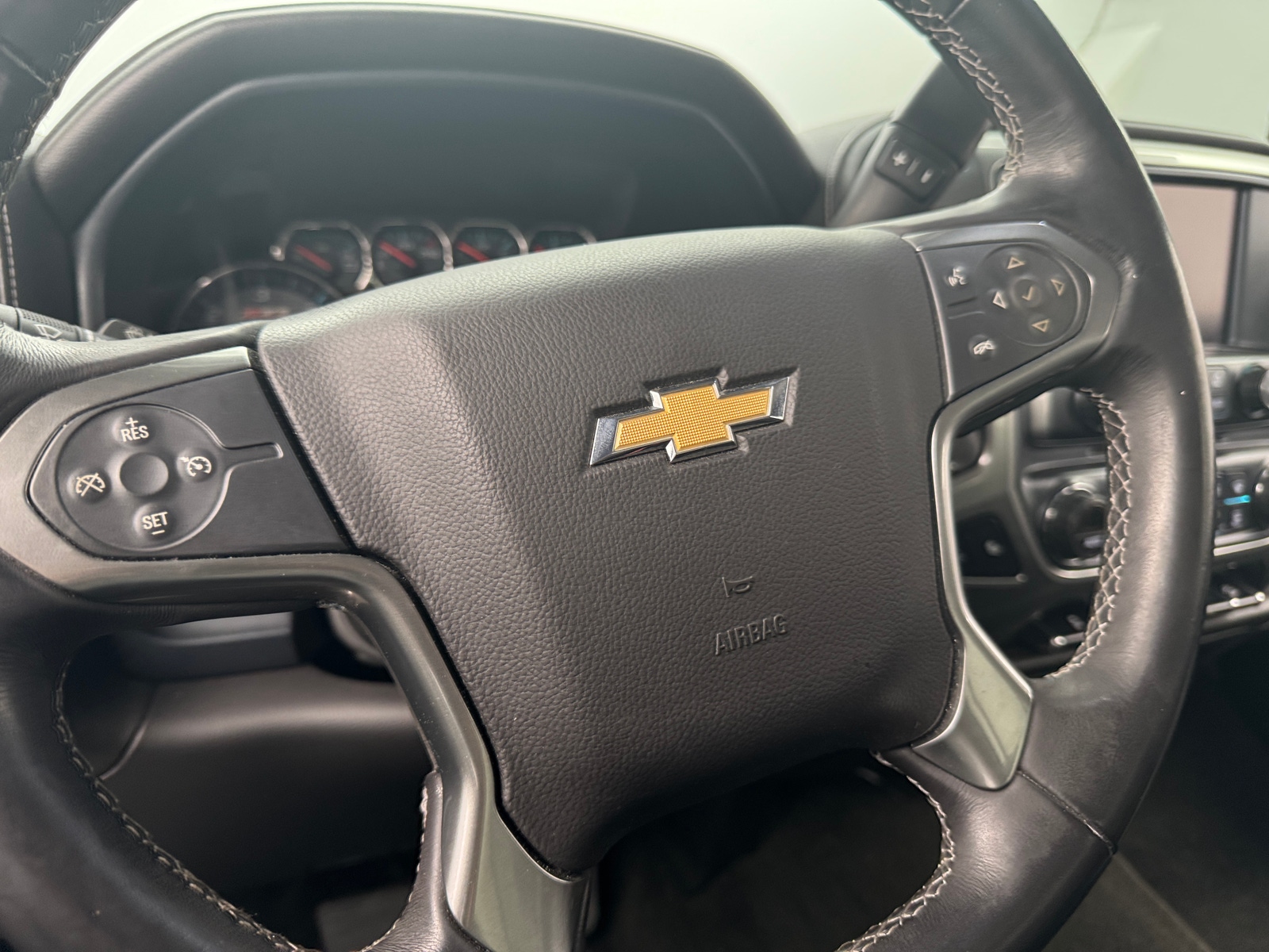 Thumbnail: 2017 Chevrolet Silverado 2500 - 4