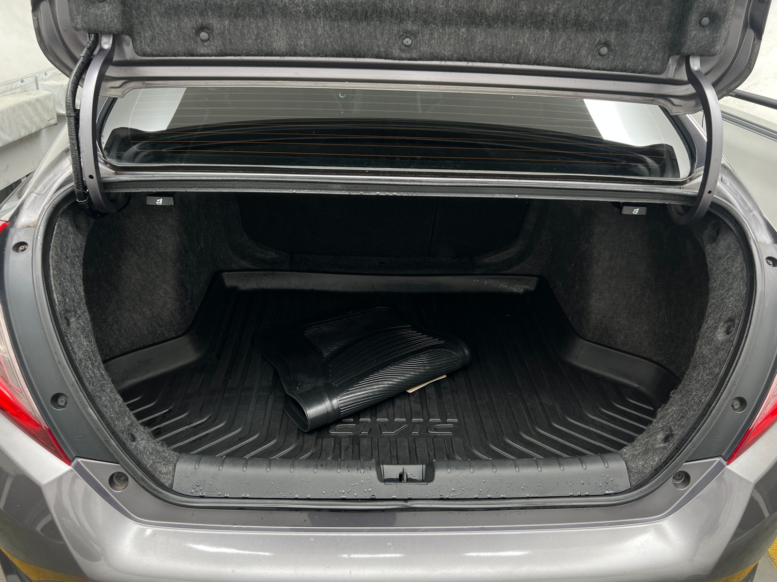 Thumbnail: 2016 Honda Civic - 6