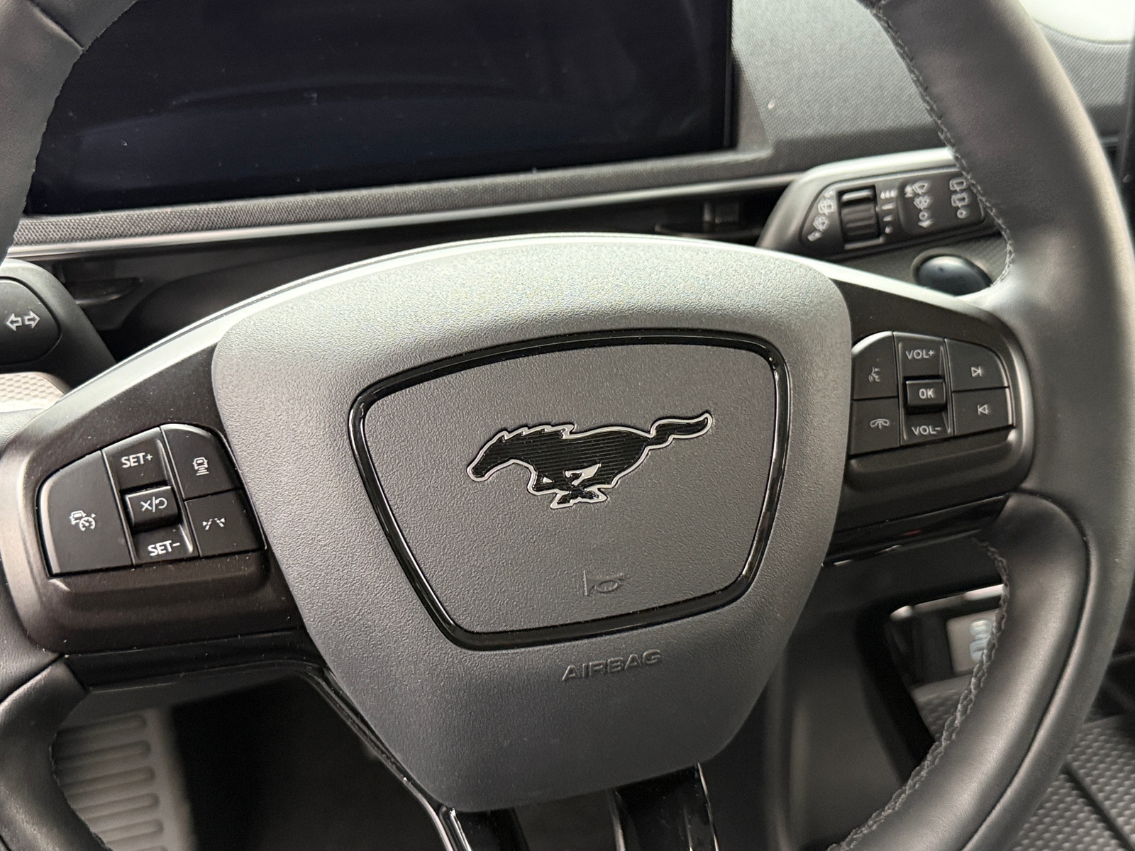 Thumbnail: 2021 Ford Mustang Mach-E - 4