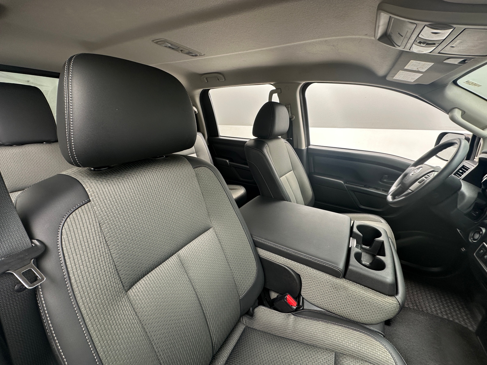 Thumbnail: 2021 Nissan Titan - 2