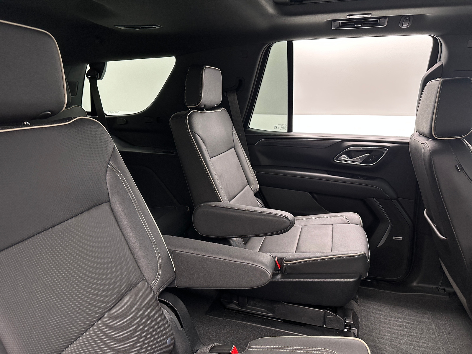 Thumbnail: 2023 GMC Yukon - 5