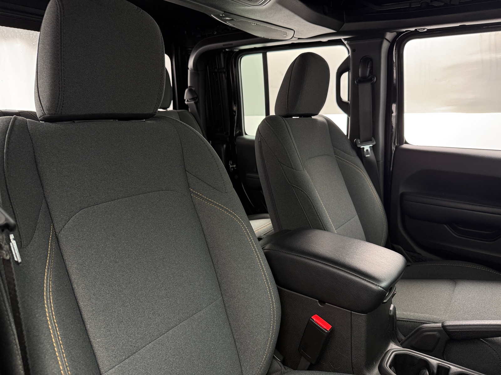 Thumbnail: 2024 Jeep Gladiator - 2