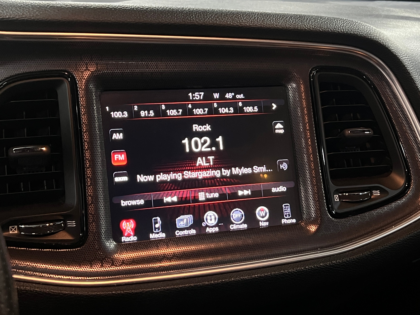 Thumbnail: 2016 Dodge Challenger - 2