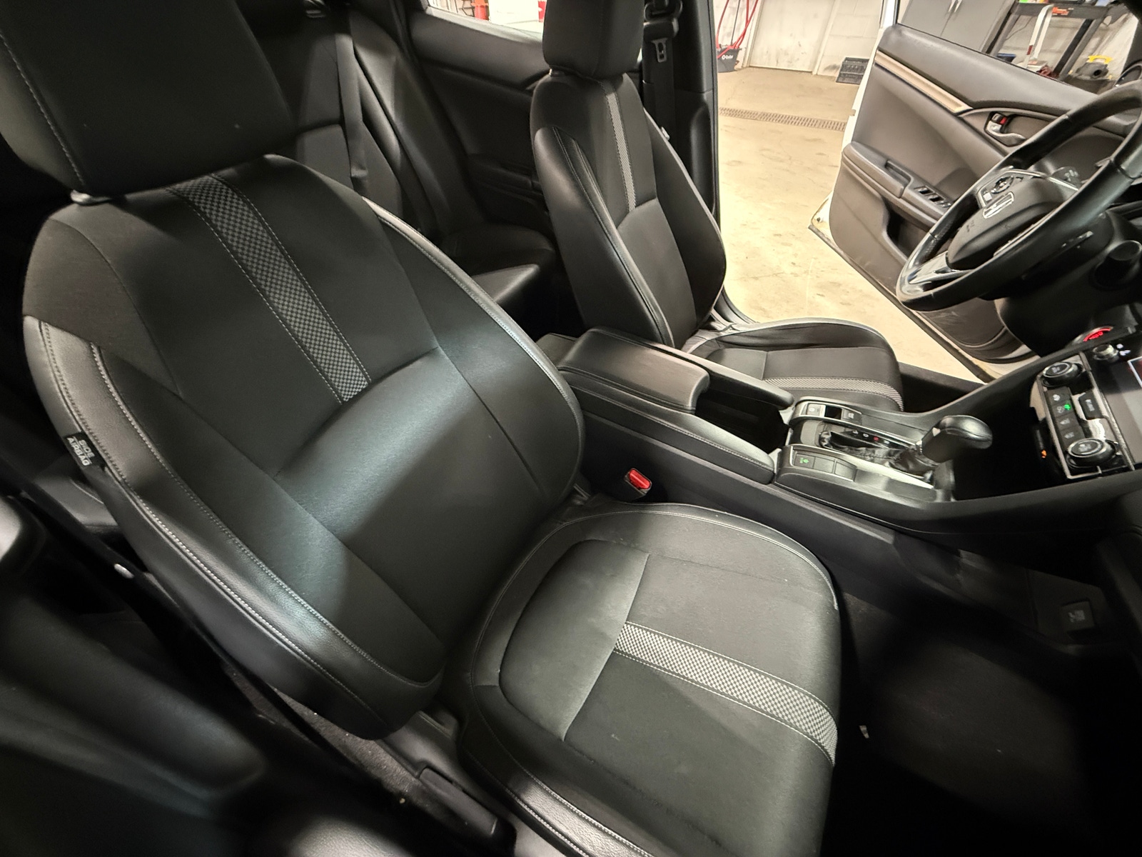 Thumbnail: 2021 Honda Civic - 2