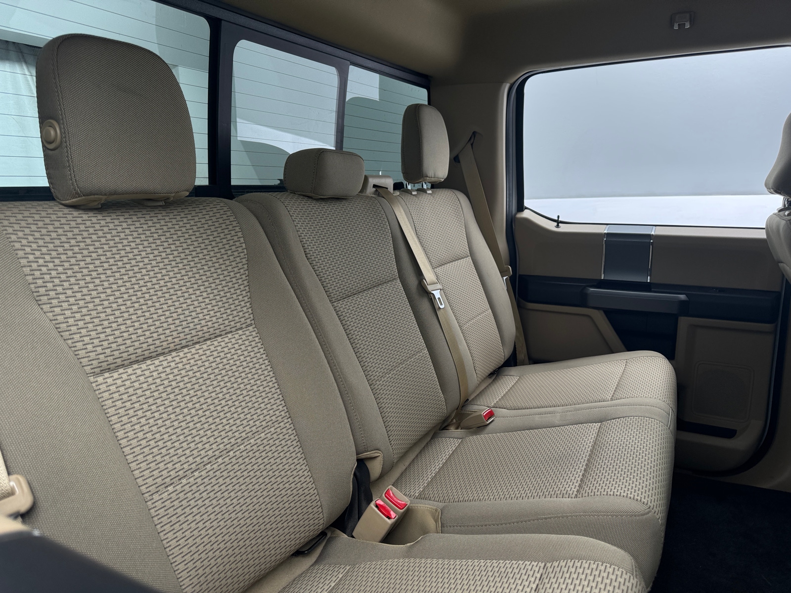 Thumbnail: 2017 Ford Econoline - 6