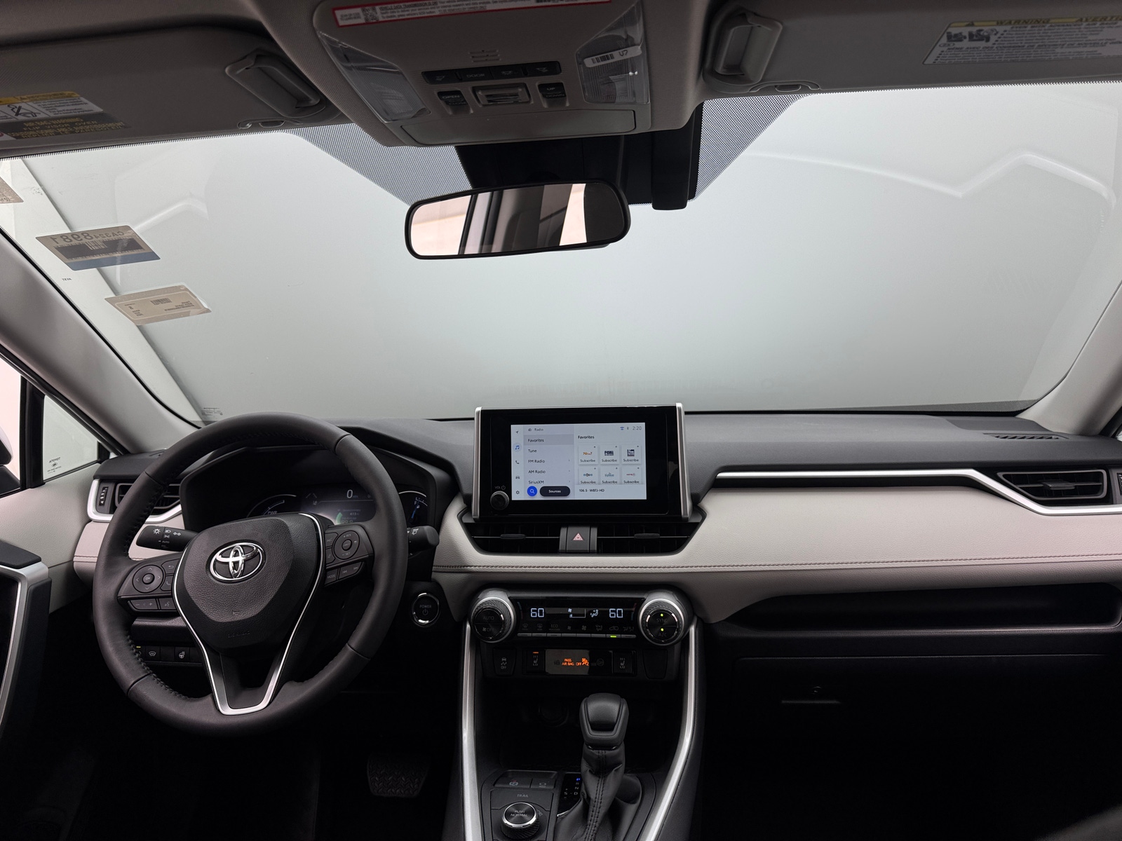 Thumbnail: 2025 Toyota RAV4 - 3