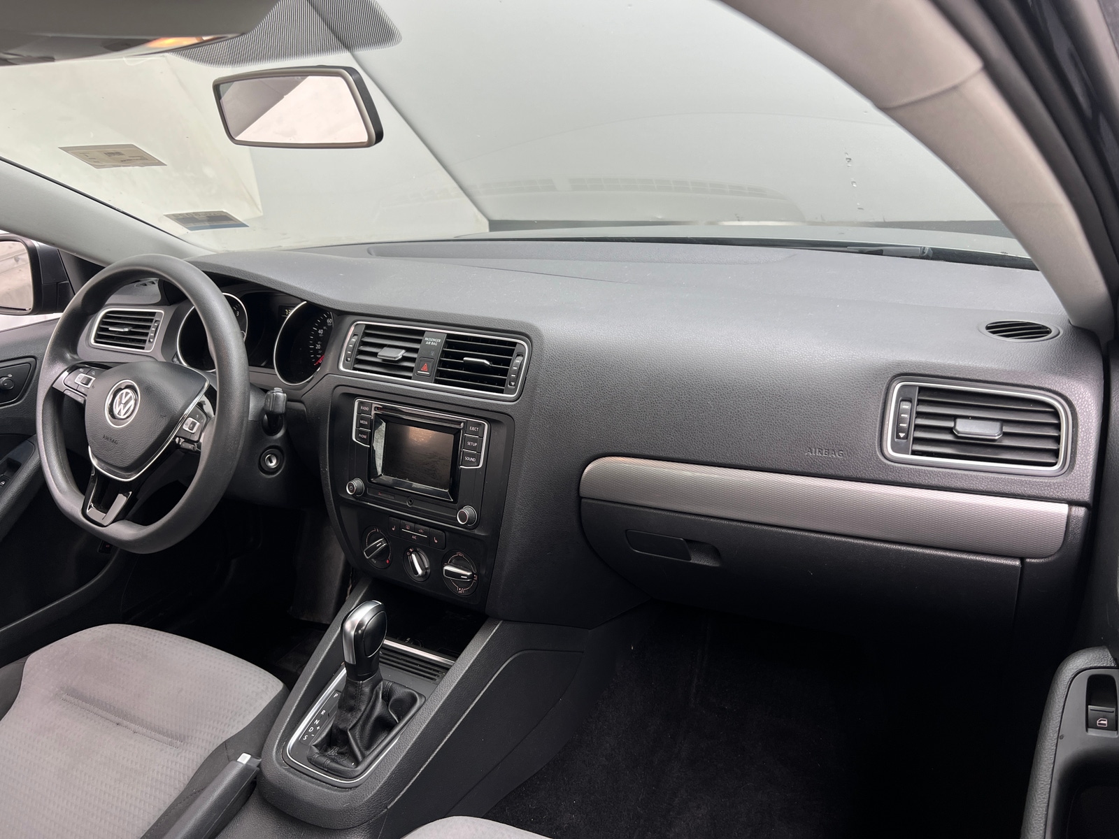 Thumbnail: 2018 Volkswagen Jetta - 3