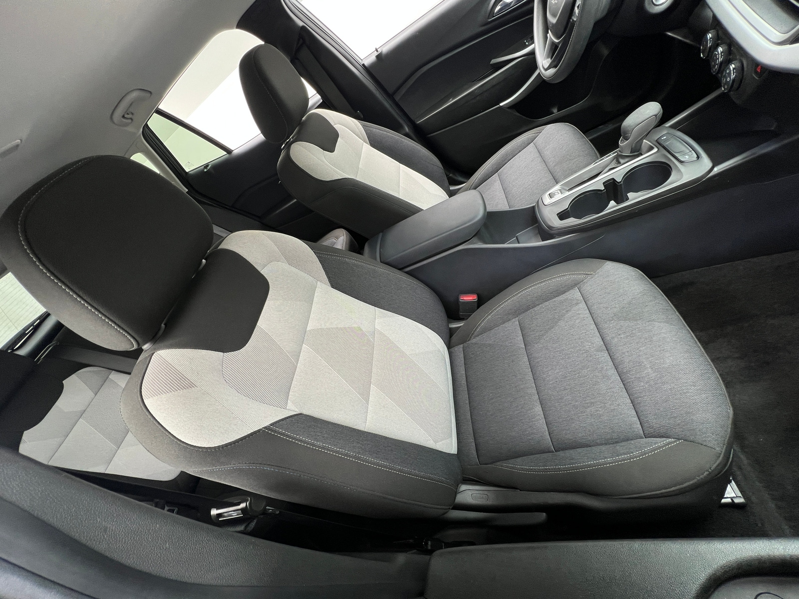 Thumbnail: 2024 Chevrolet Trax - 2