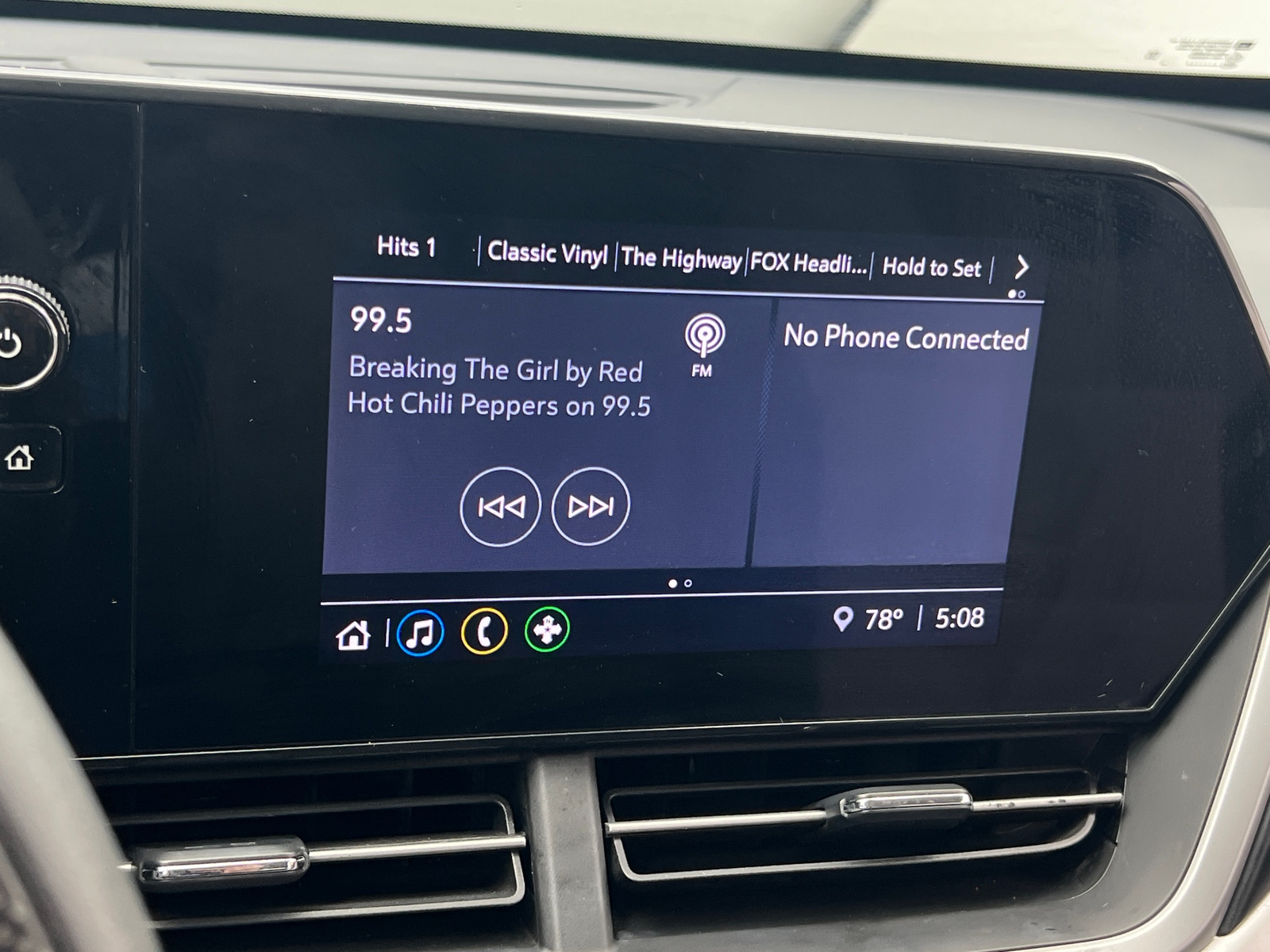 Thumbnail: 2024 Chevrolet Trax - 4