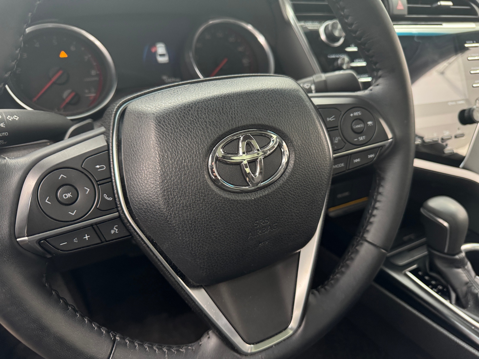 Thumbnail: 2018 Toyota Camry - 4