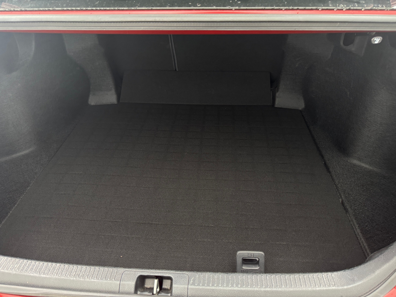 Thumbnail: 2018 Toyota Camry - 6