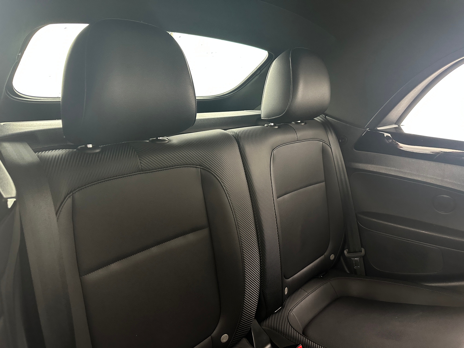 Thumbnail: 2018 Volkswagen Beetle - 6