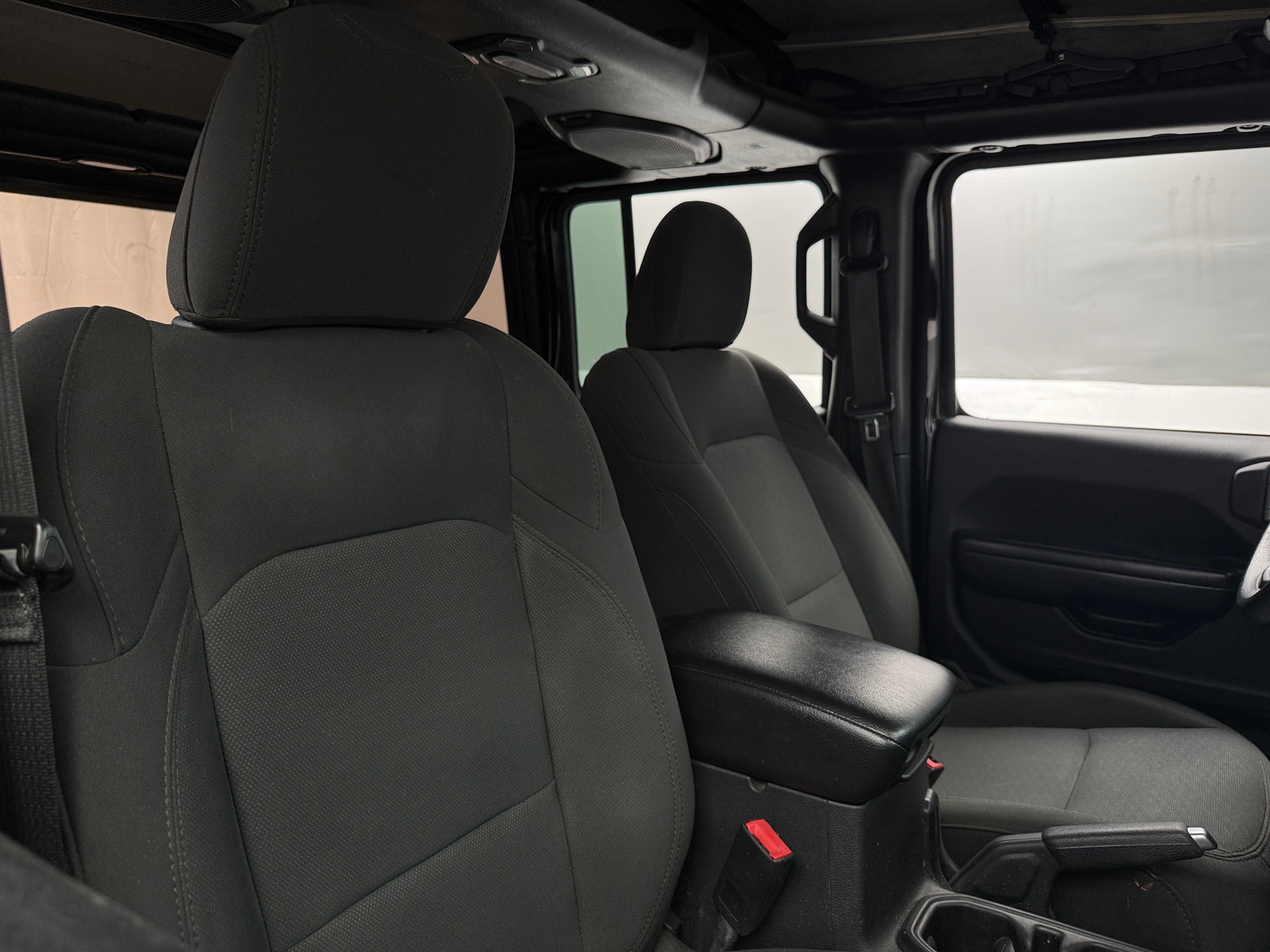 Thumbnail: 2019 Jeep Wrangler - 2