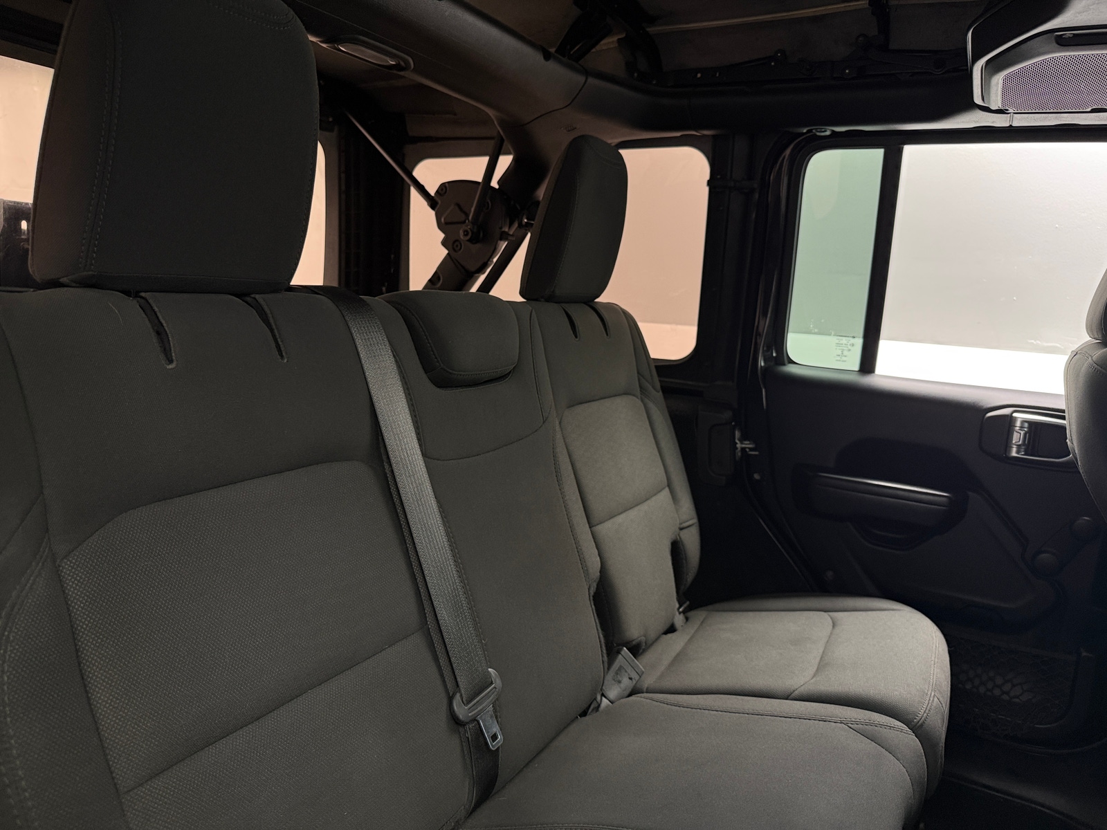 Thumbnail: 2019 Jeep Wrangler - 6