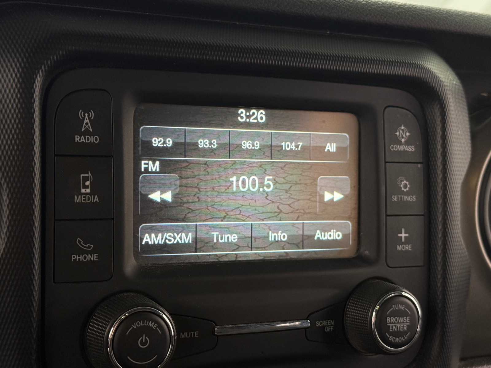 Thumbnail: 2019 Jeep Wrangler - 4