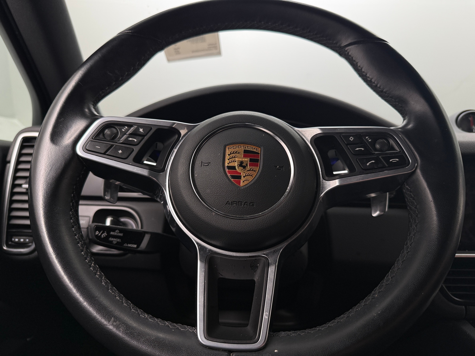 Thumbnail: 2023 Porsche Cayenne - 4