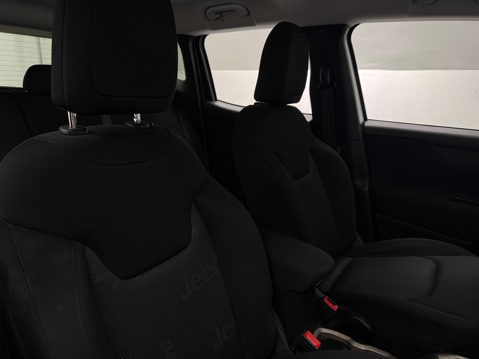 Thumbnail: 2017 Jeep Renegade - 2