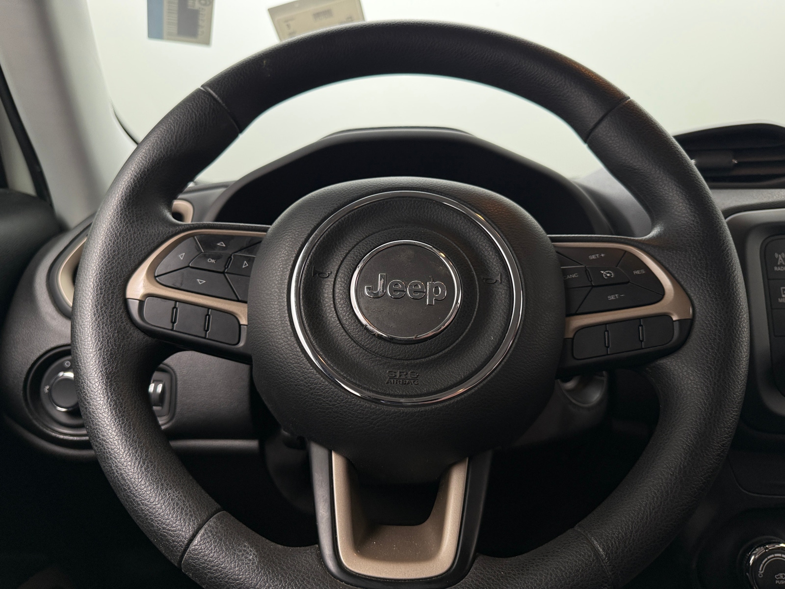 Thumbnail: 2017 Jeep Renegade - 5