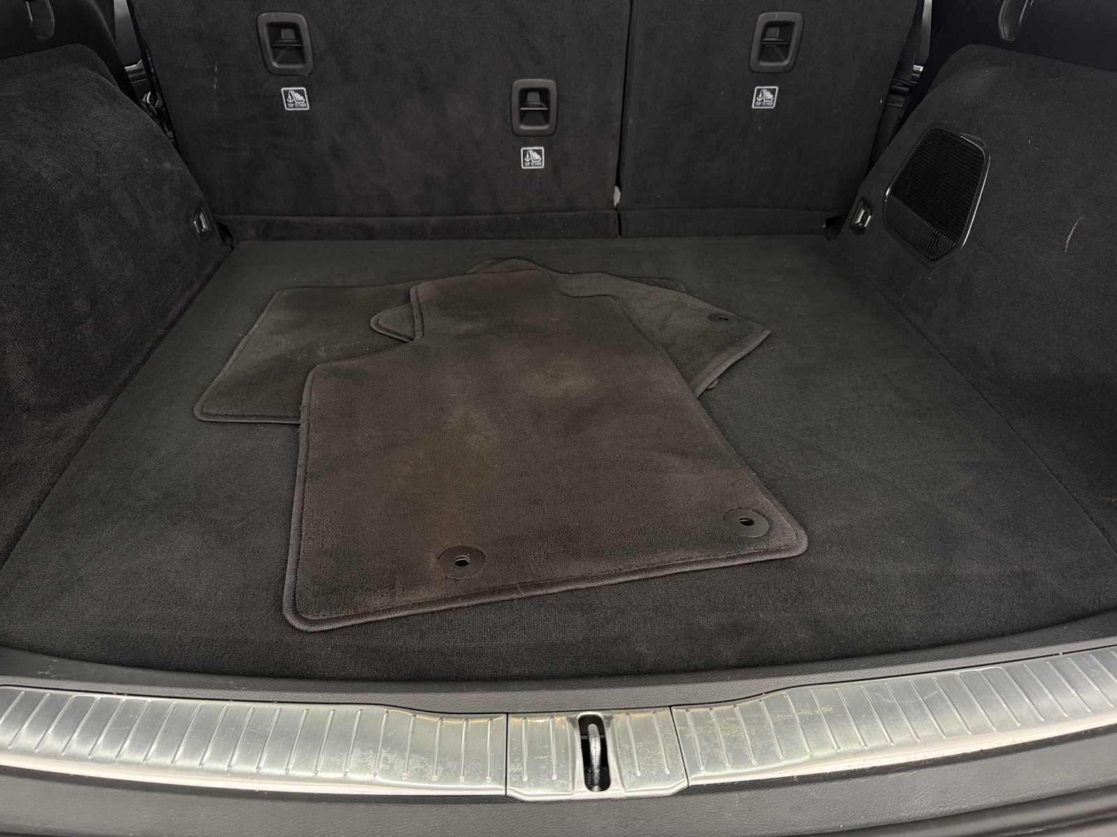 Thumbnail: 2022 Jeep Grand Cherokee - 6