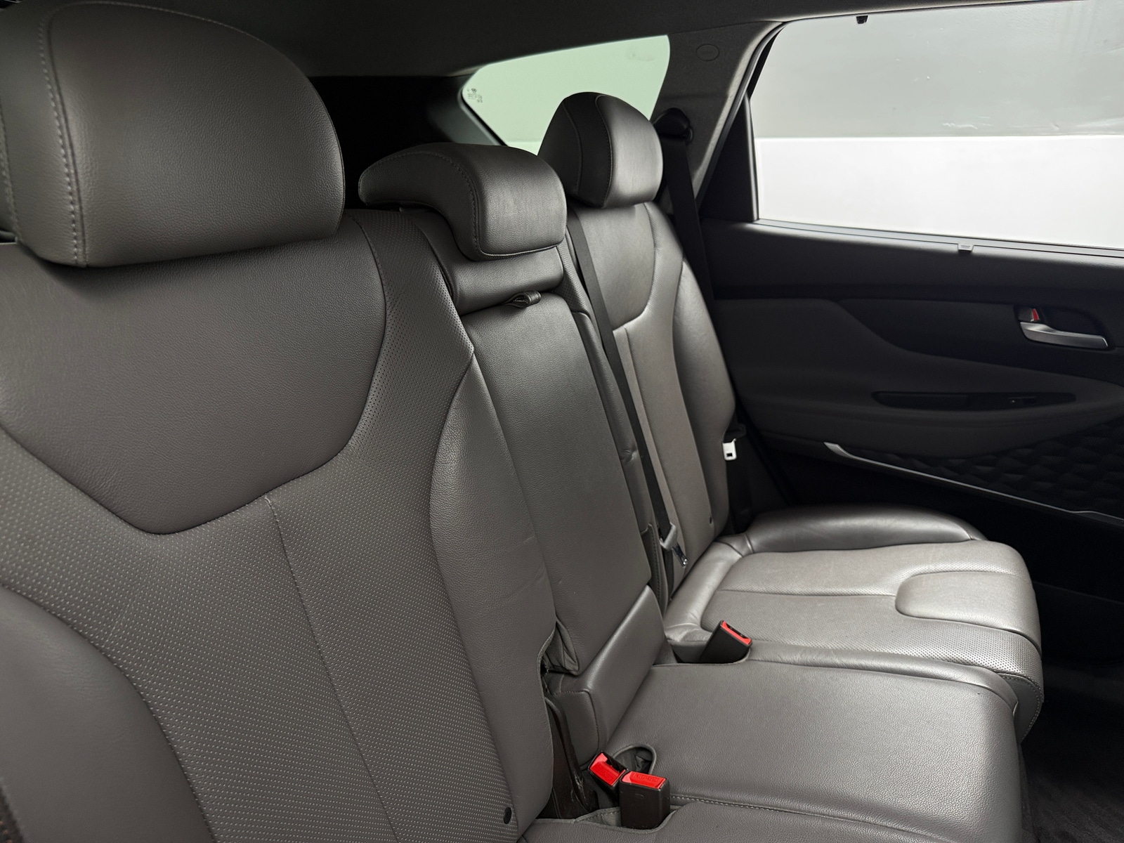 Thumbnail: 2020 Hyundai Santa Fe - 5