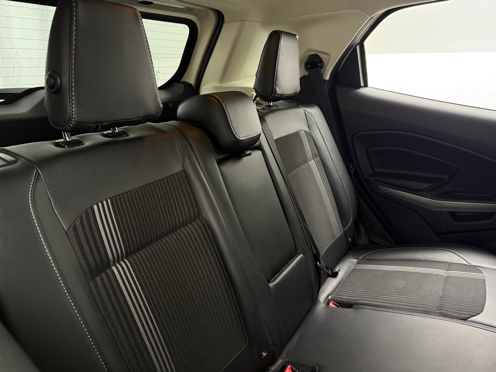 Thumbnail: 2020 Ford EcoSport - 5