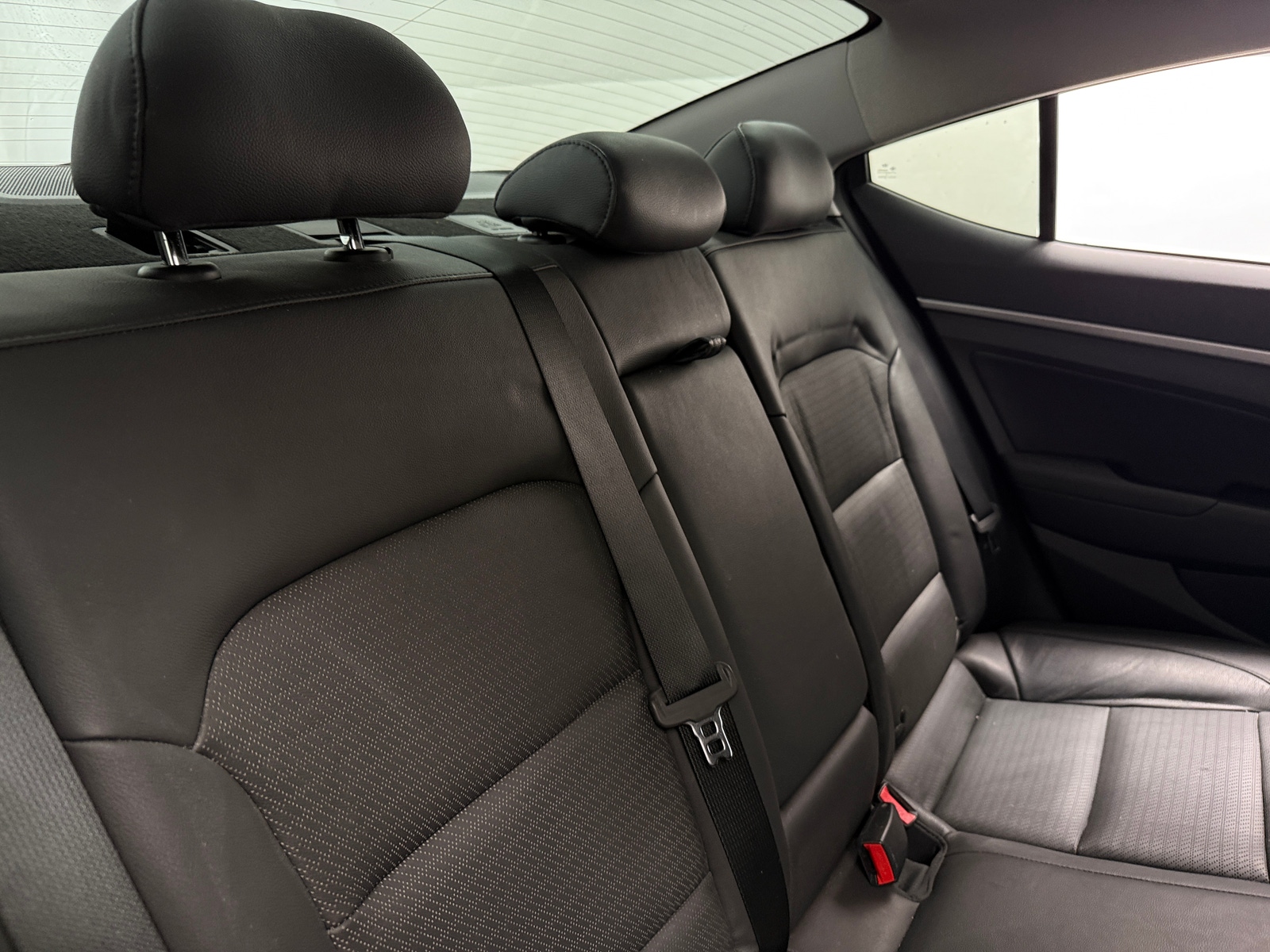 Thumbnail: 2020 Hyundai Elantra - 5