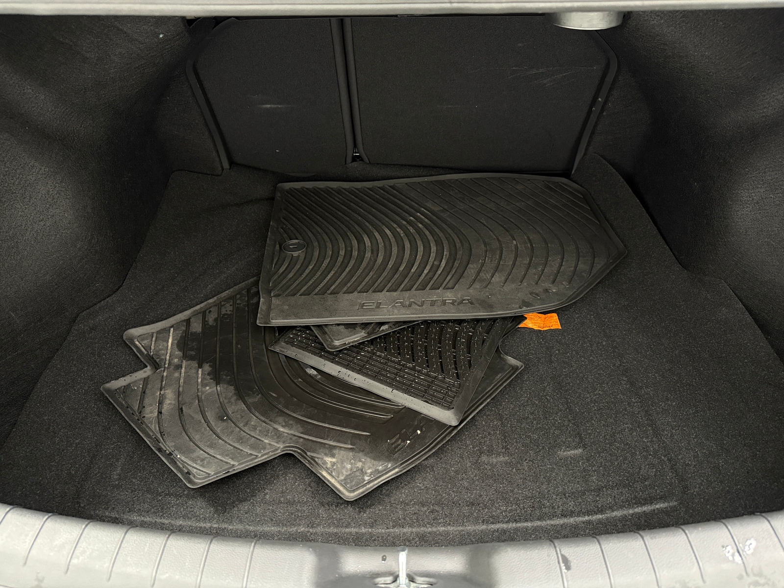 Thumbnail: 2020 Hyundai Elantra - 6