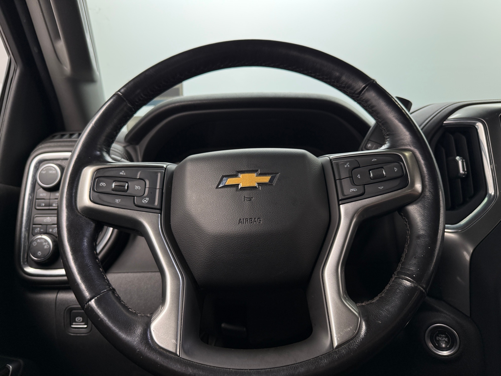 Thumbnail: 2022 Chevrolet Silverado 1500 - 5