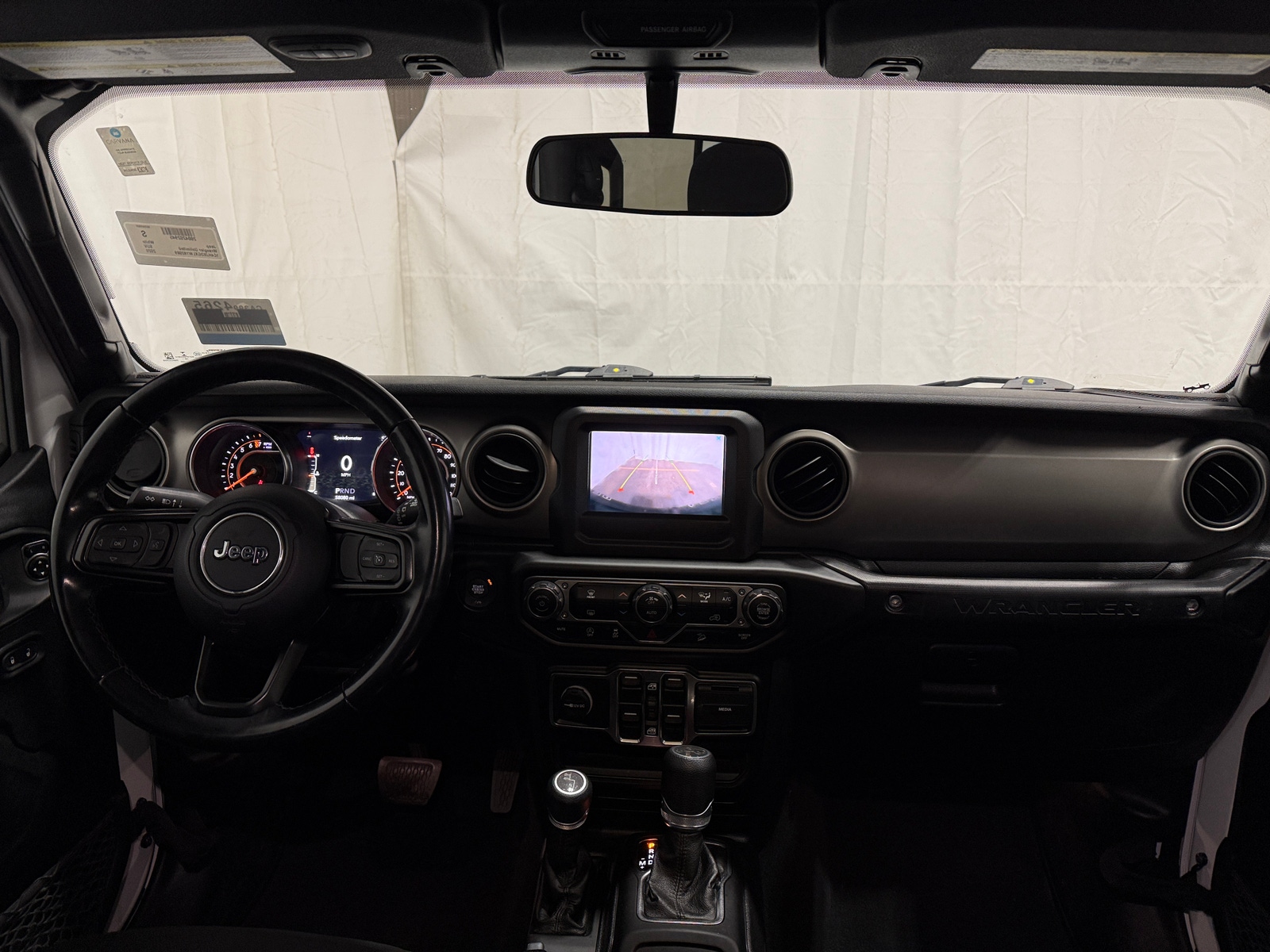 Thumbnail: 2020 Jeep Wrangler - 3