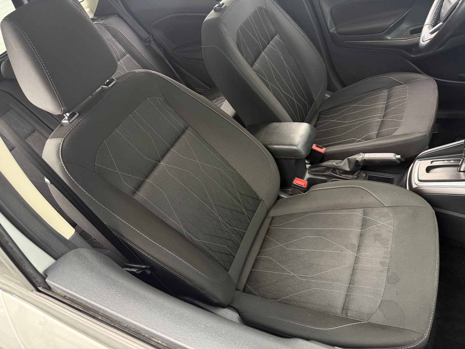 Thumbnail: 2020 Ford EcoSport - 2