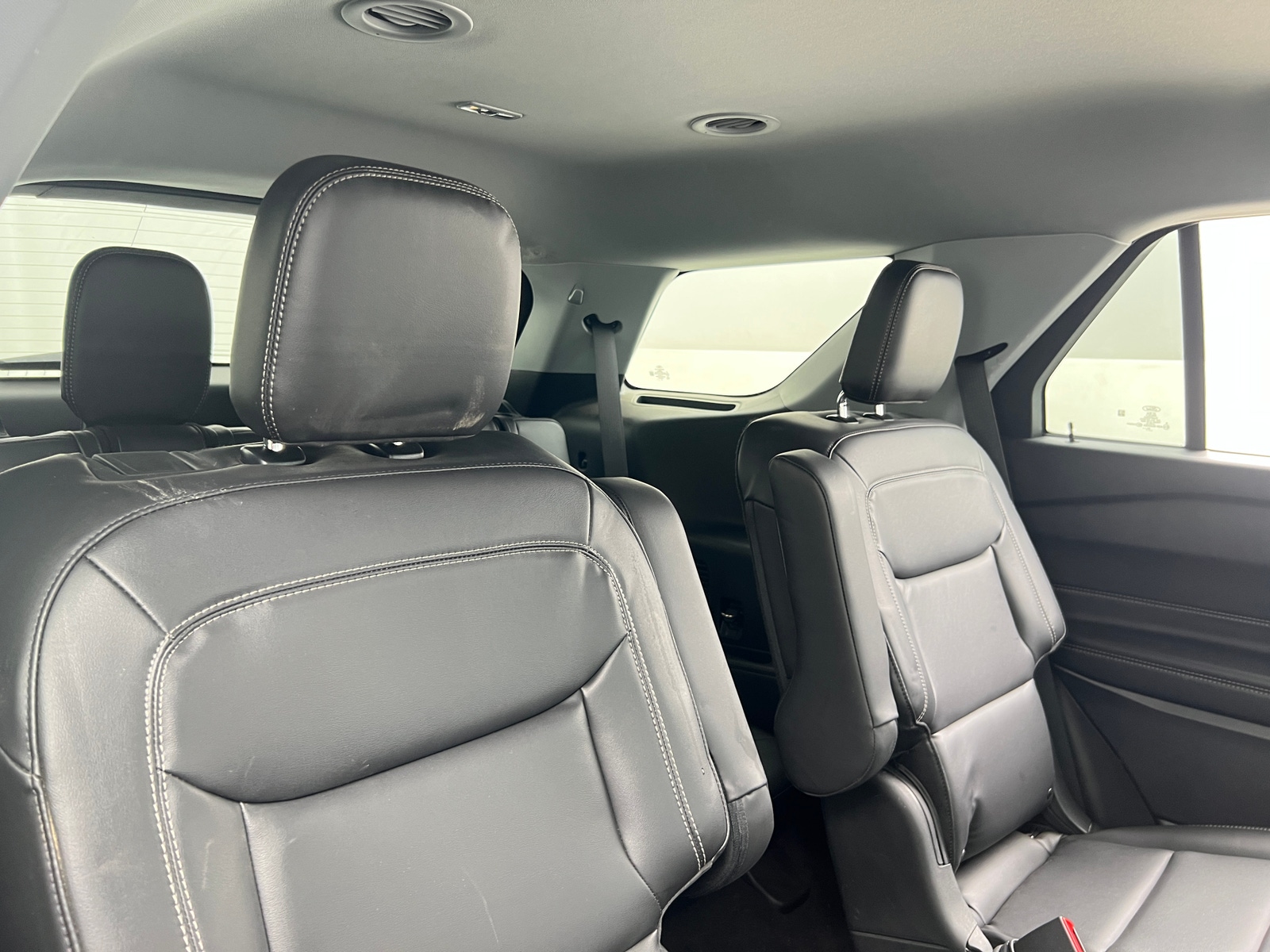 Thumbnail: 2022 Ford Explorer - 5