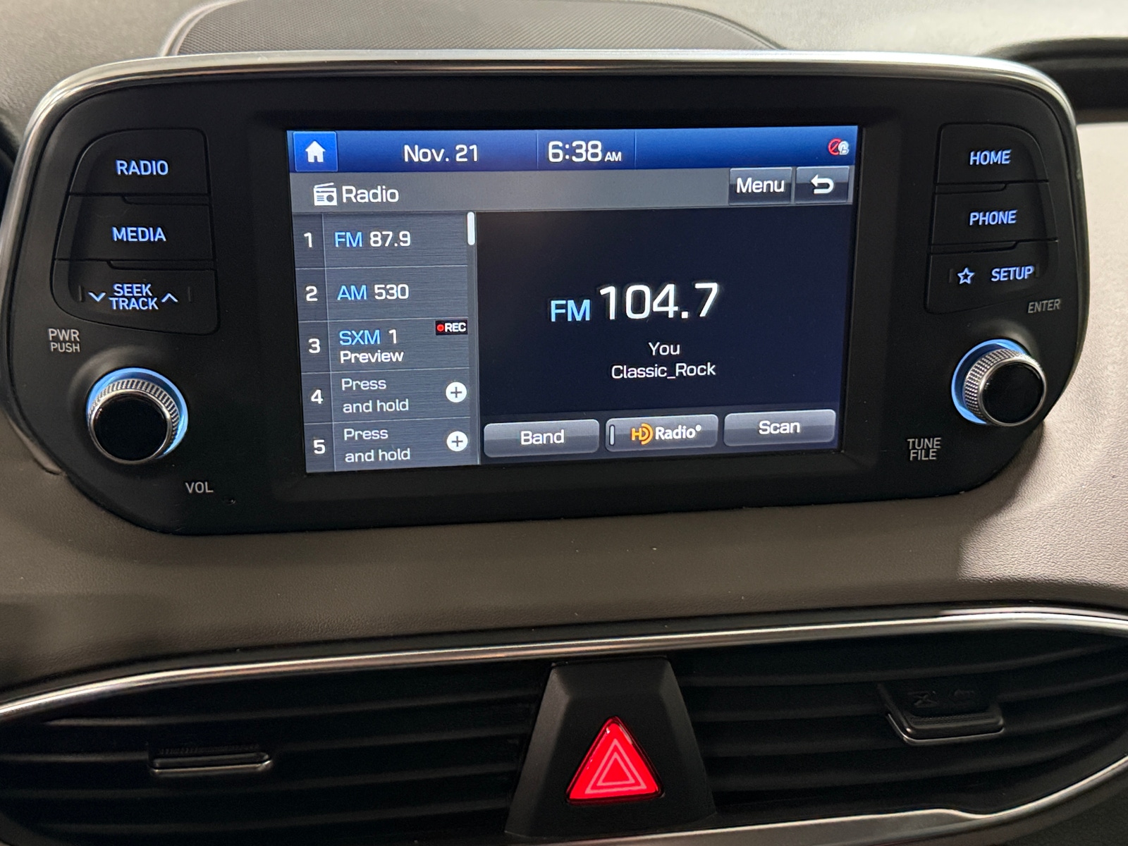 Thumbnail: 2020 Hyundai Santa Fe - 4