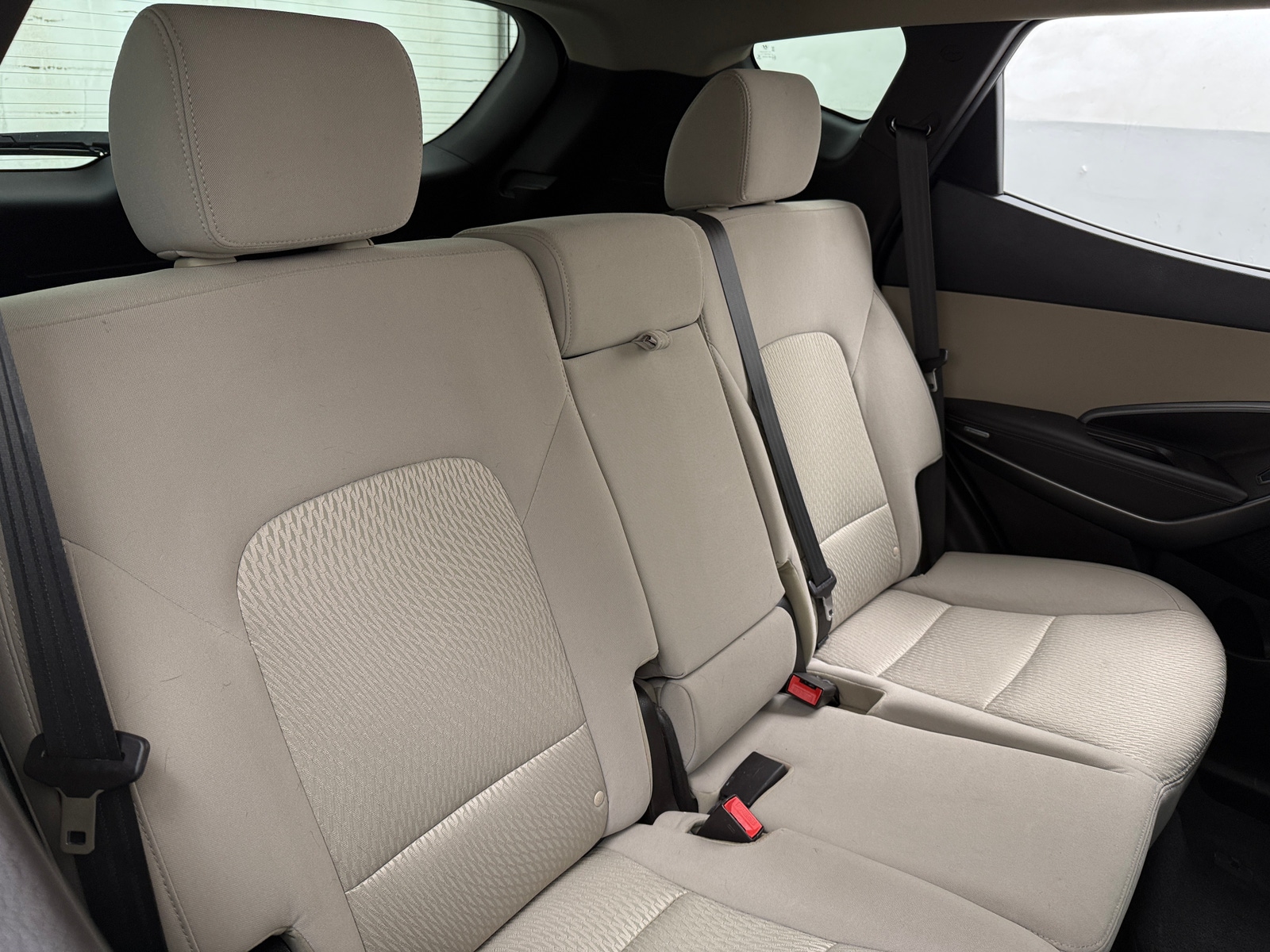 Thumbnail: 2017 Hyundai Santa Fe - 6